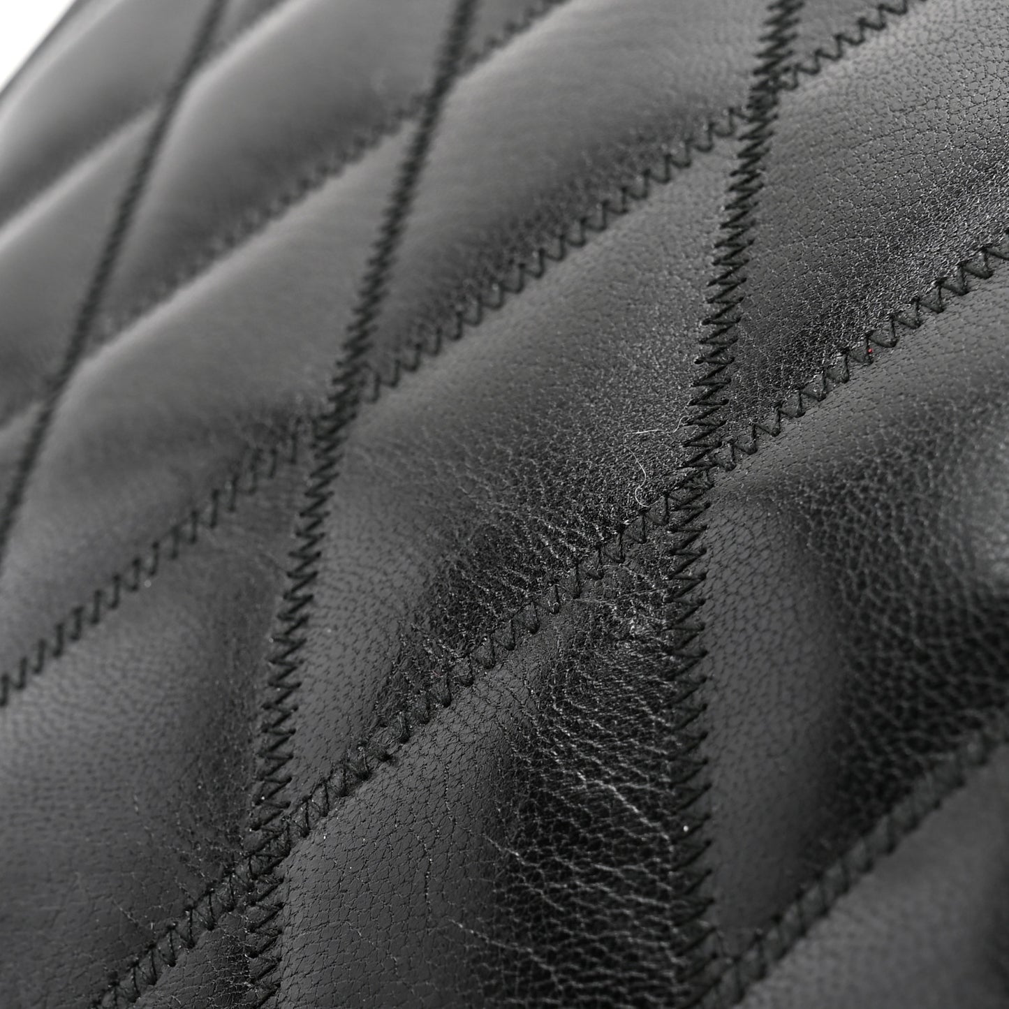 Goatskin Diamond Quilted GV3 Medium Pouch Black