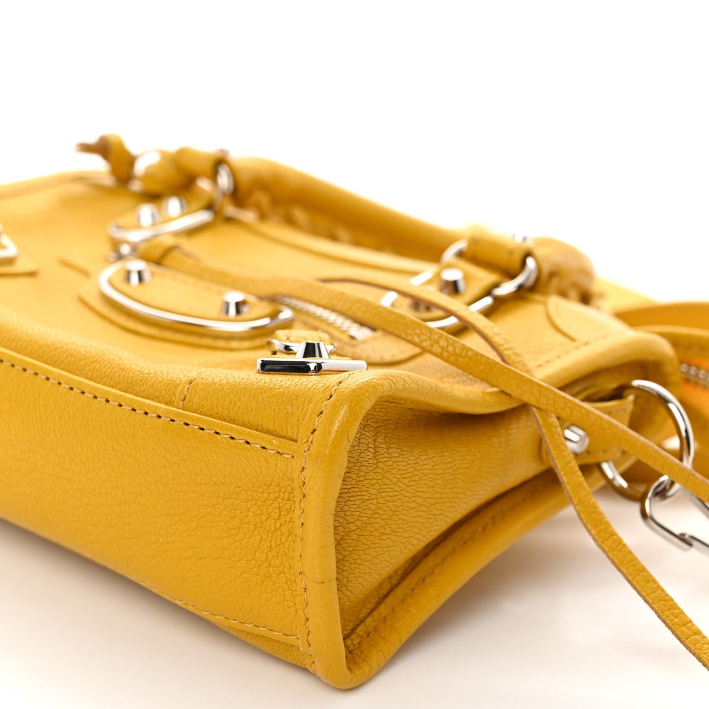 Chevre Silver Metallic Edge Hardware Nano City Jaune Epi