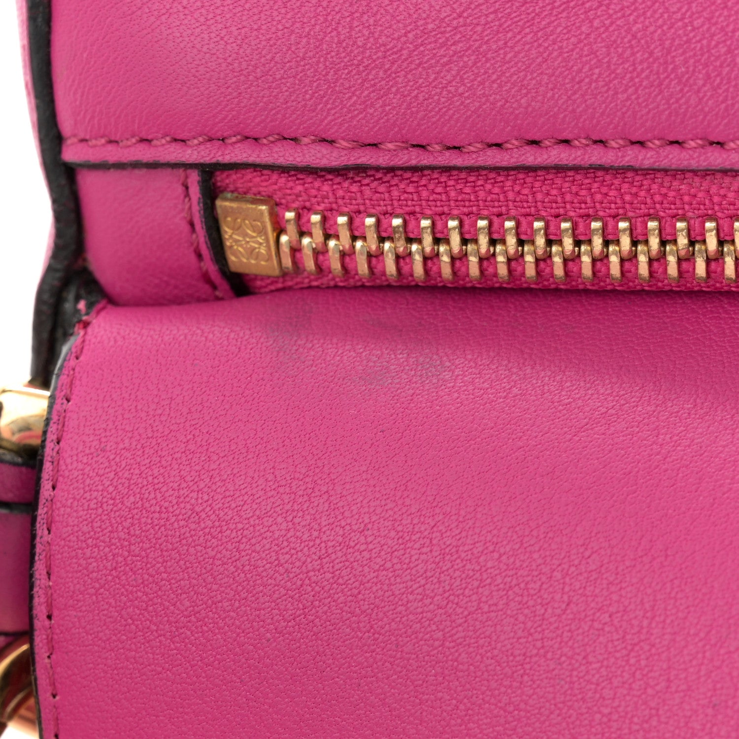 Loewe Calfskin Medium Puzzle Bag Fuchsia 11 of 14