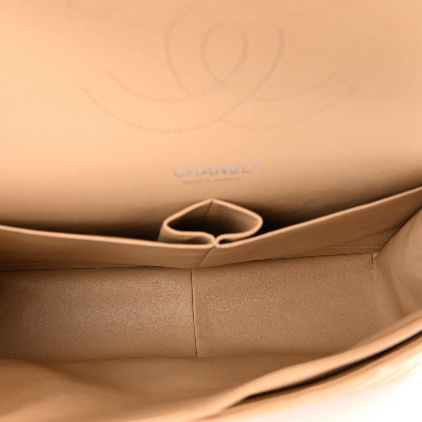 Lambskin Quilted Jumbo Double Flap Beige Clair