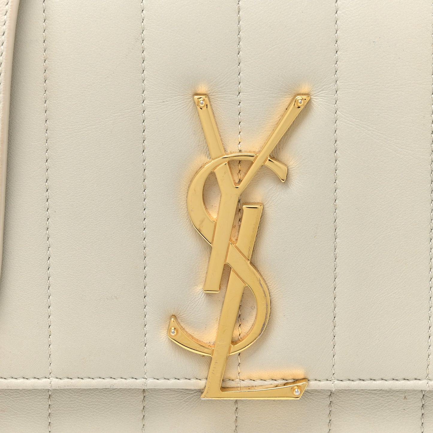 Lambskin Matelasse Small Vicky Chain Bag White