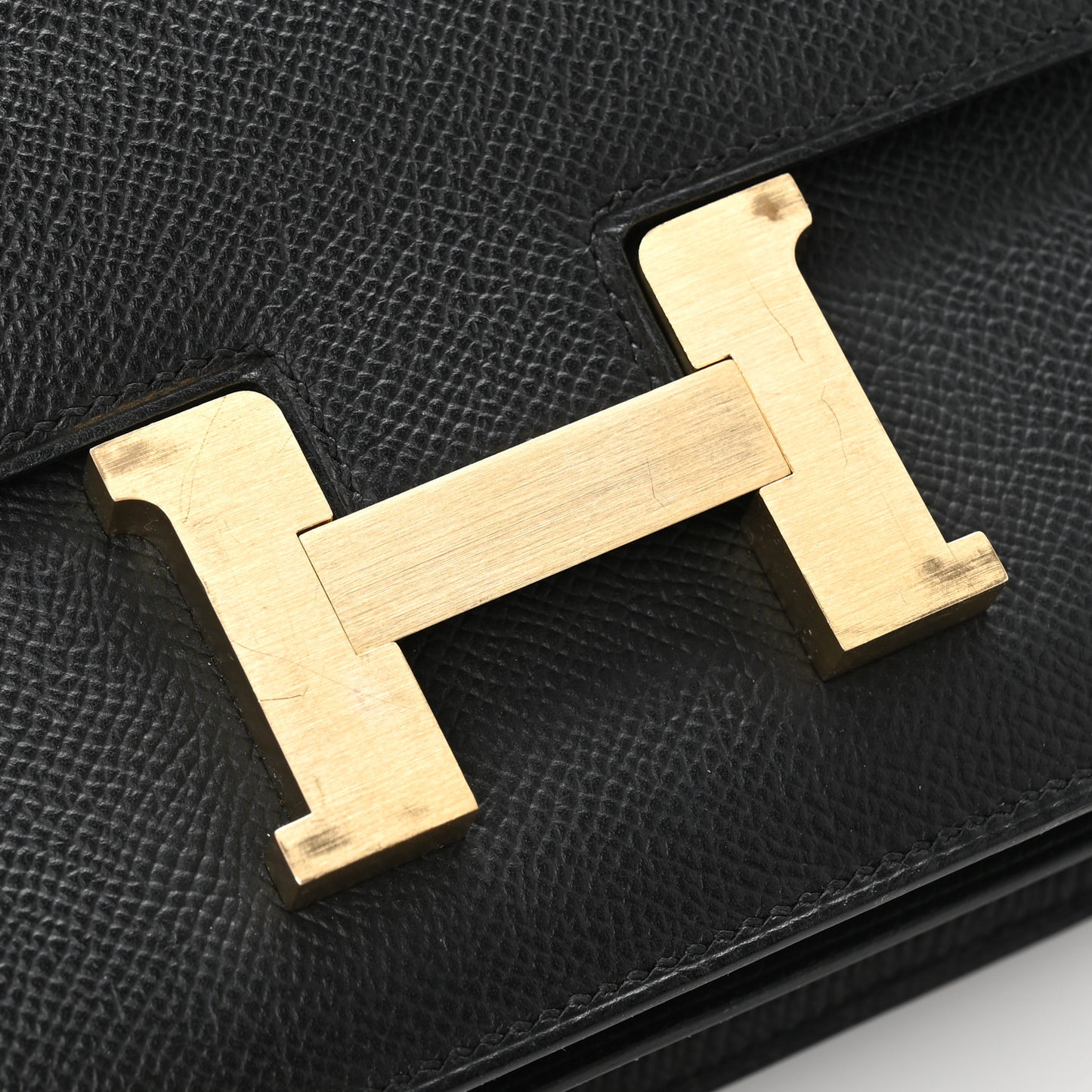 Epsom Constance 18 Black