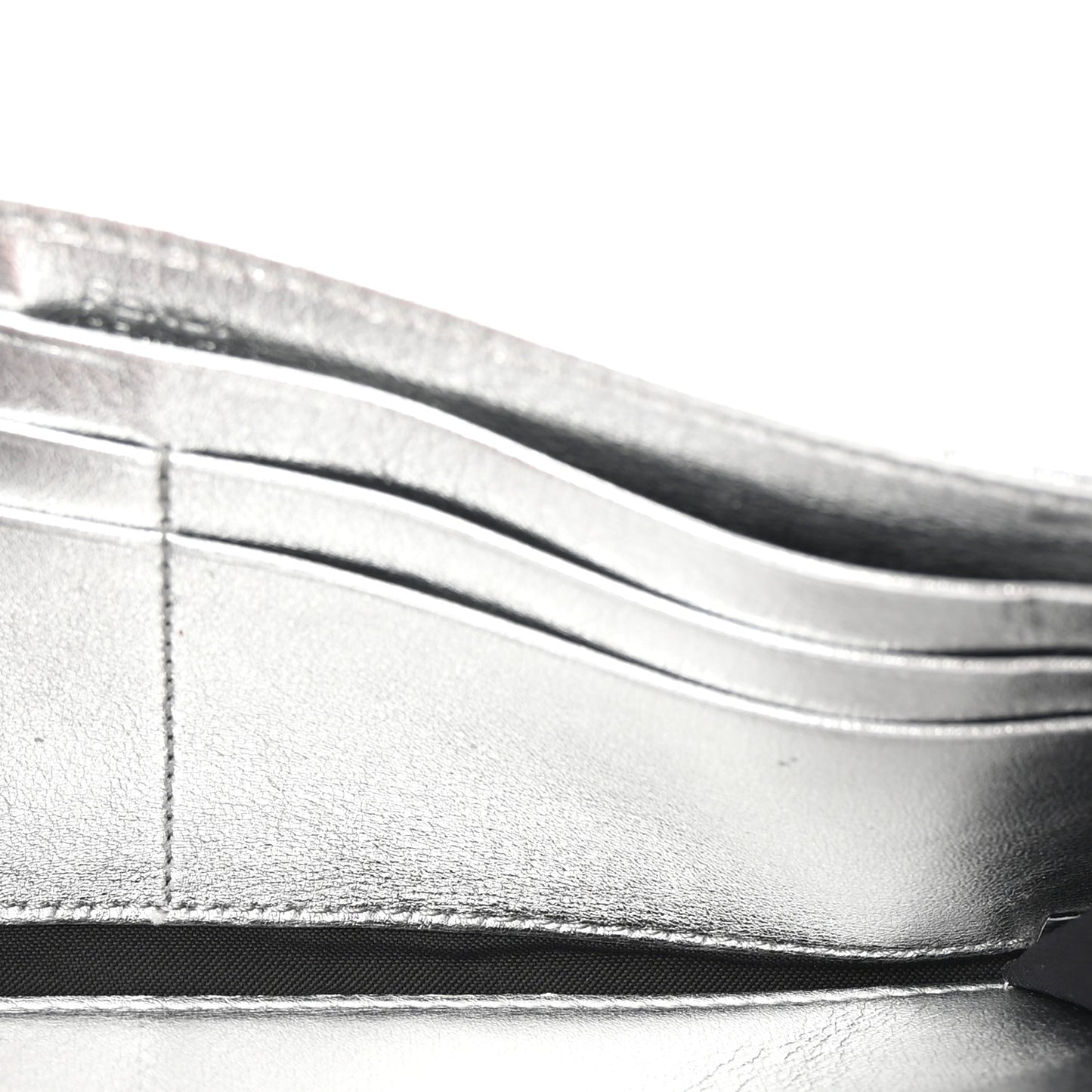 Vitello Catalan Mirror FF 1974 Embossed Continental Wallet Argento