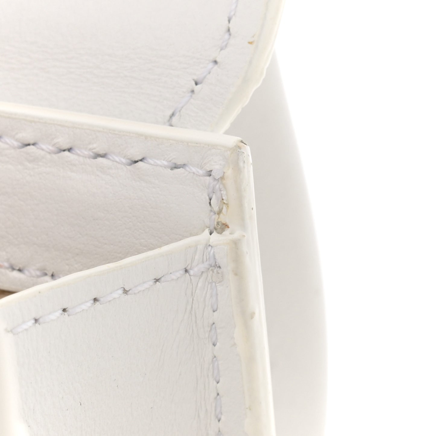 Smooth Calfskin Le Chiquito White