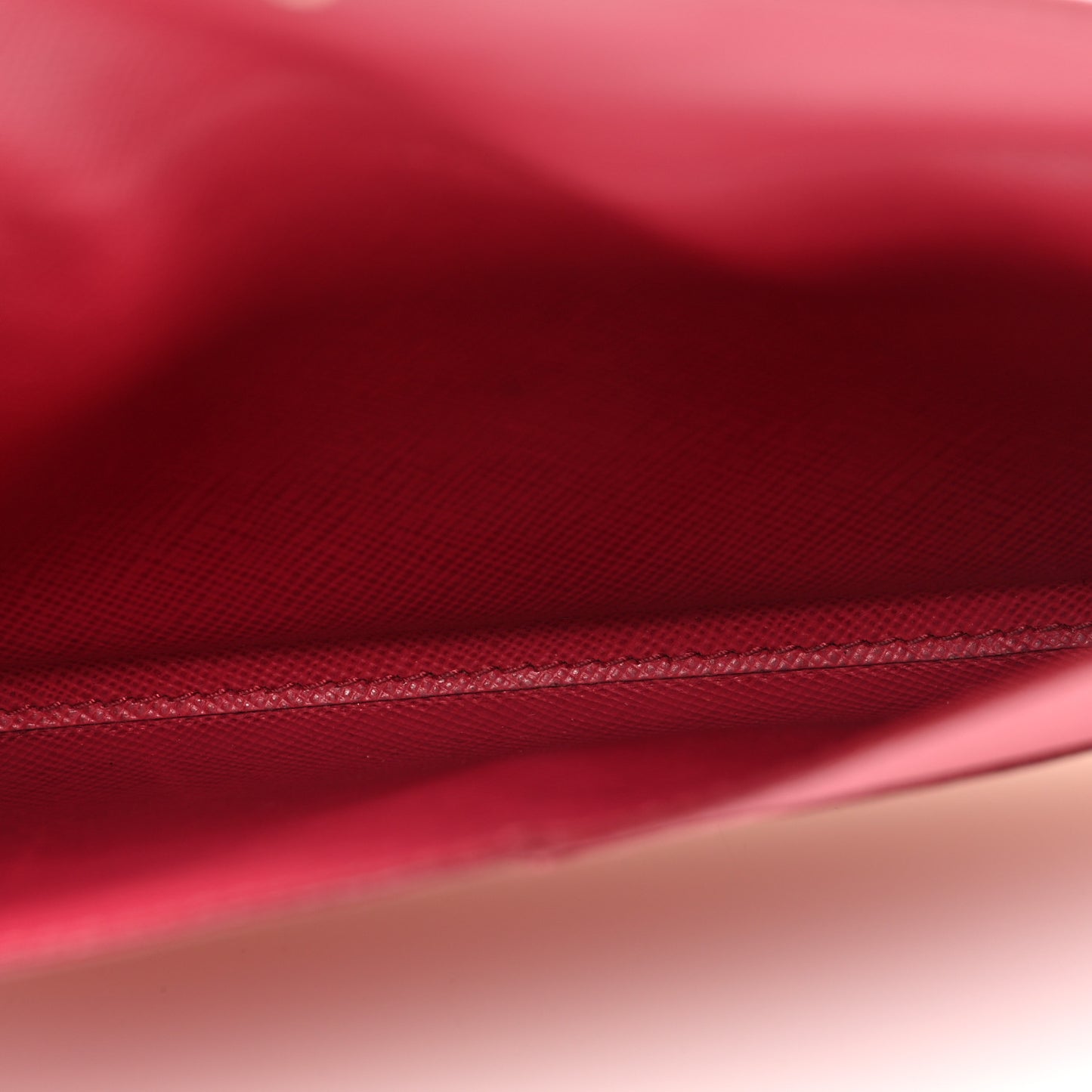 Saffiano Metal Envelope Wallet Peonia