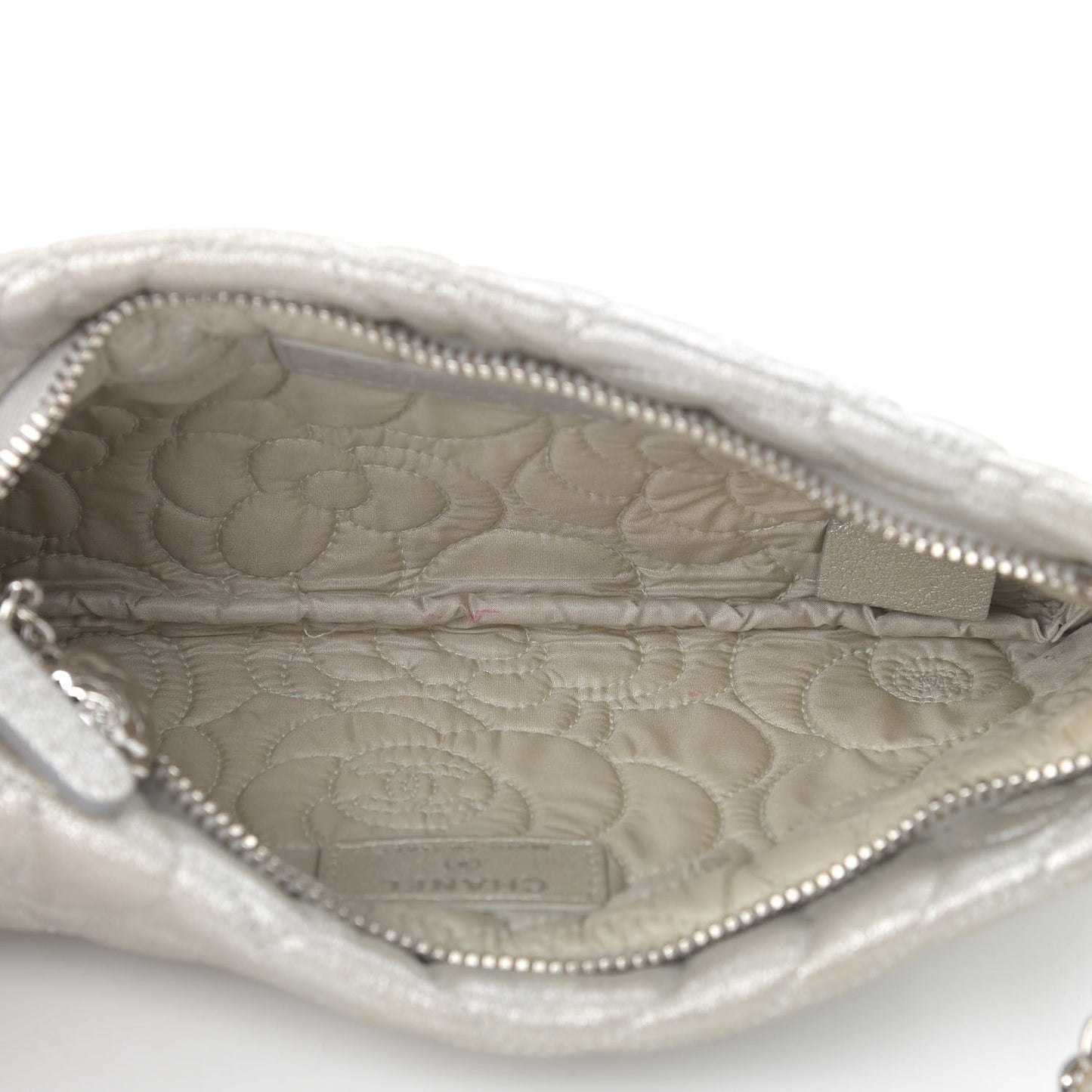 Metallic Lambskin Camellia Chain Pouch Silver