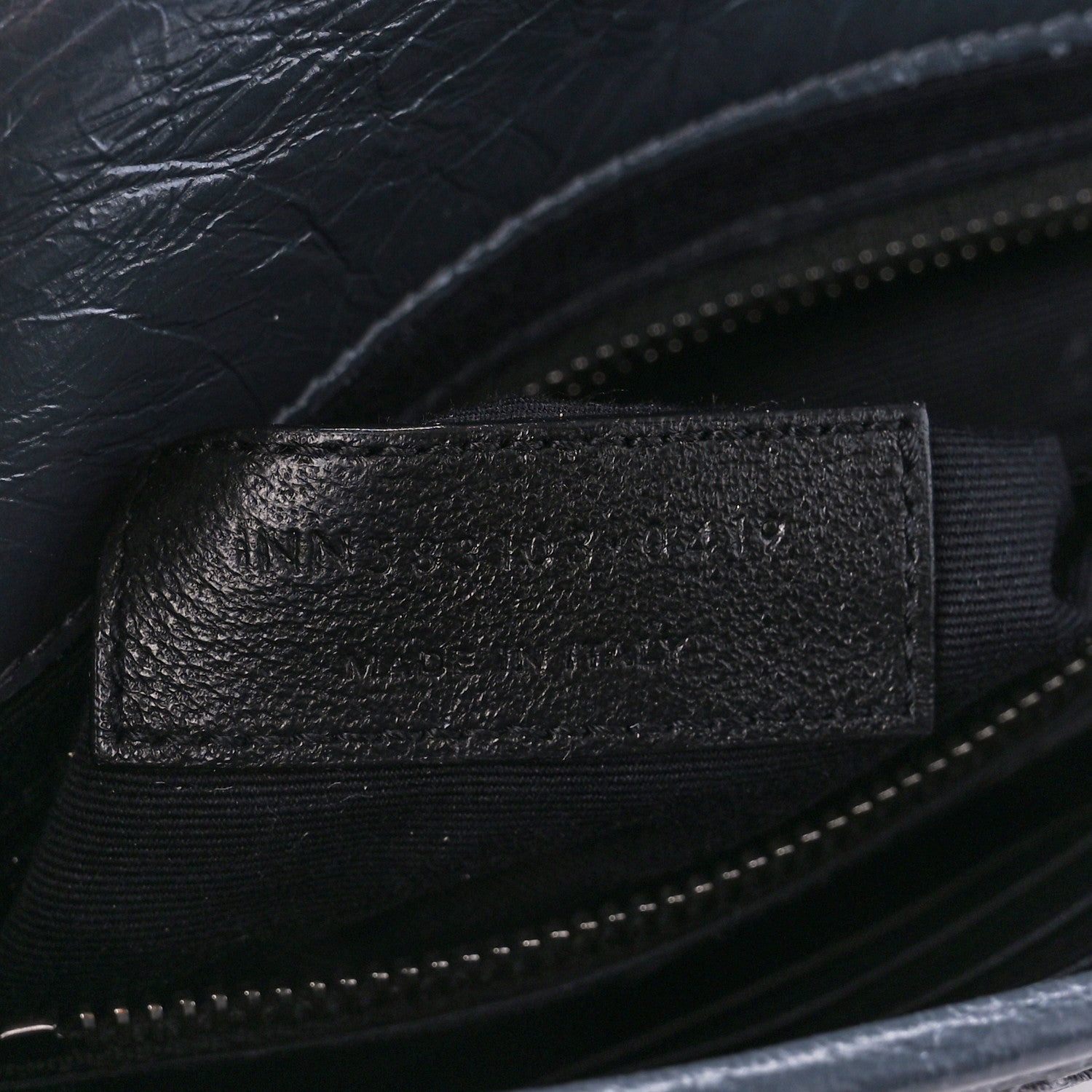 Saint Laurent Crinkled Calfskin Matelasse Monogram Niki Chain Wallet Fog 7 of 10