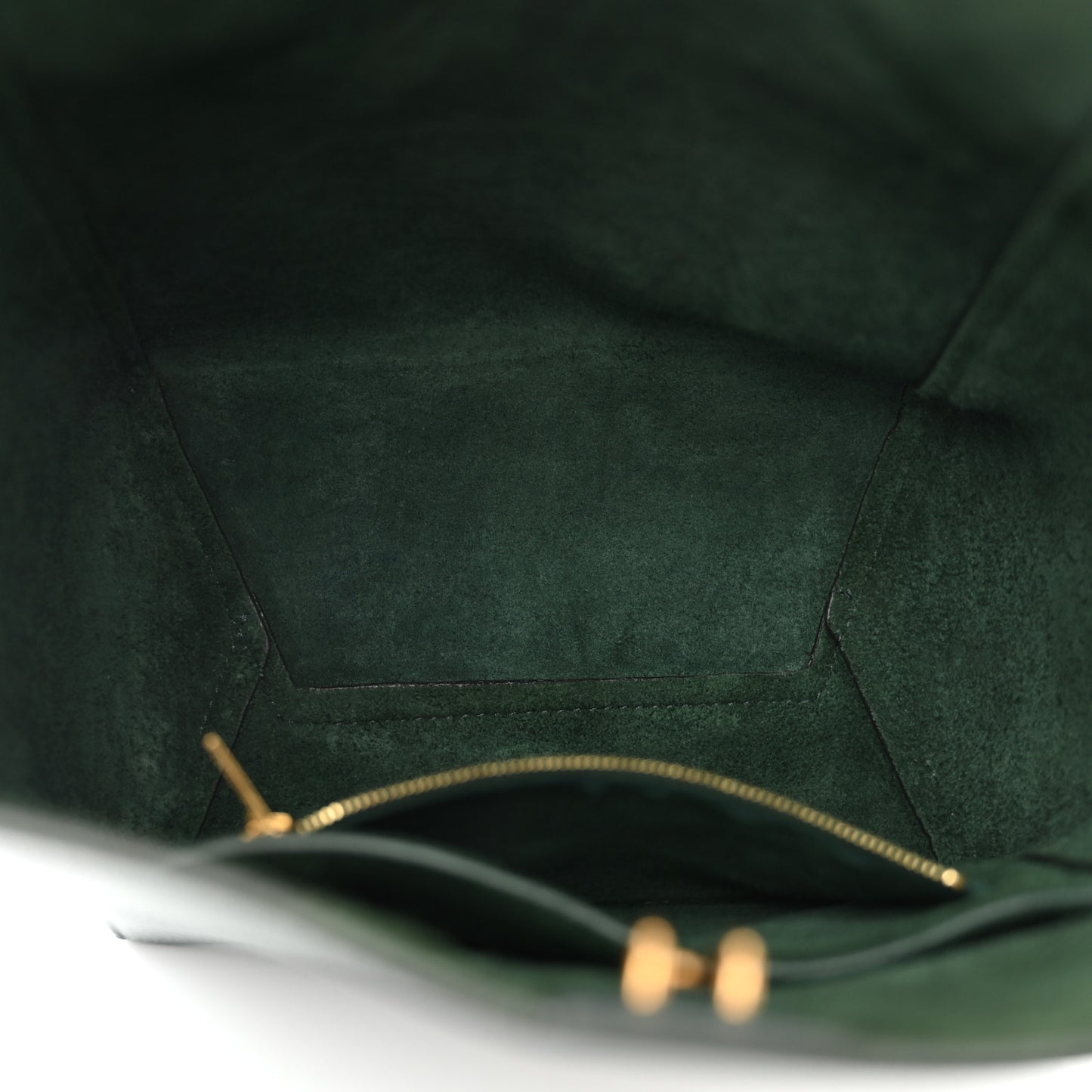 Soft Grained Calfskin Small Sangle Bucket Bag Amazone