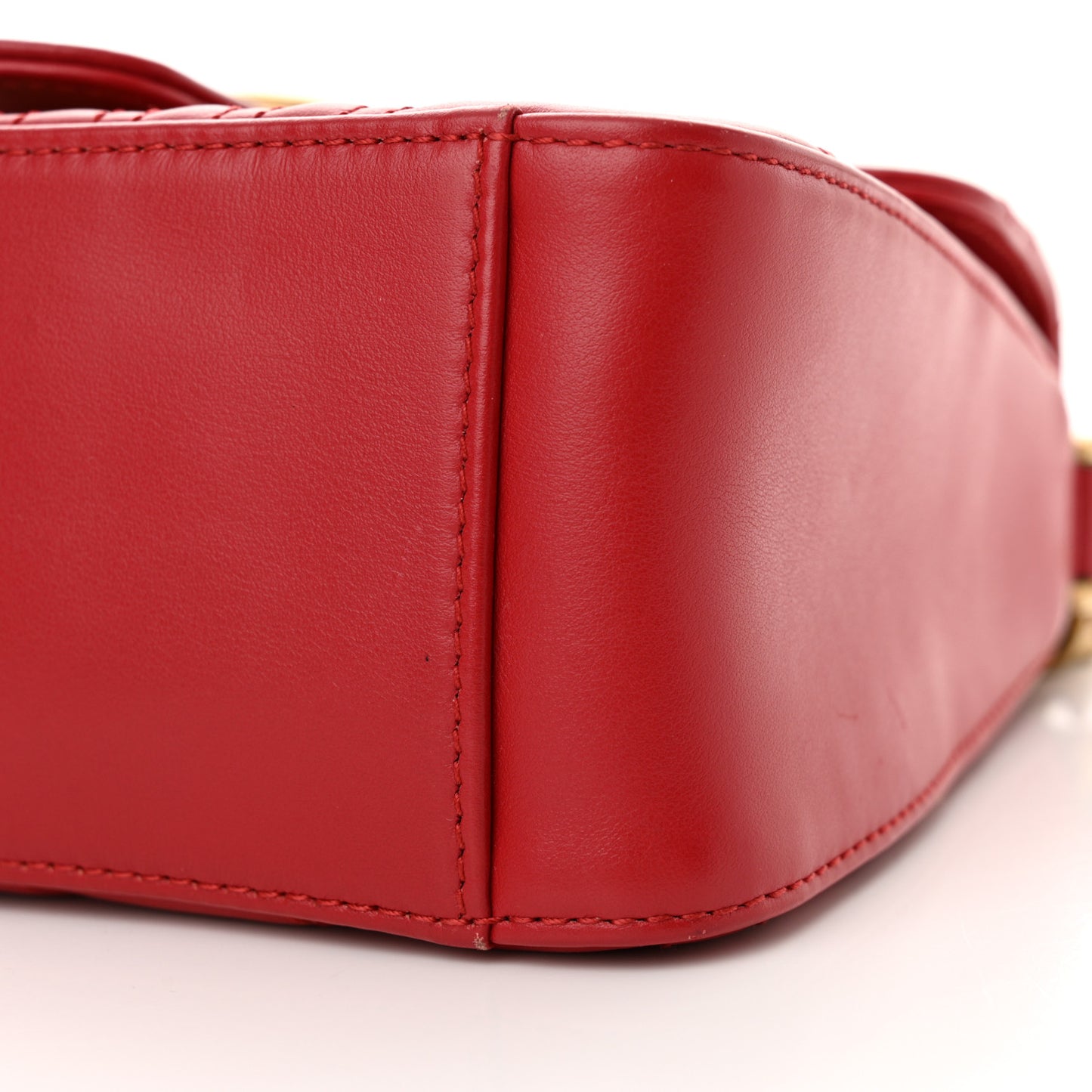 Calfskin Matelasse Mini GG Marmont Top Handle Shoulder Bag Hibiscus Red