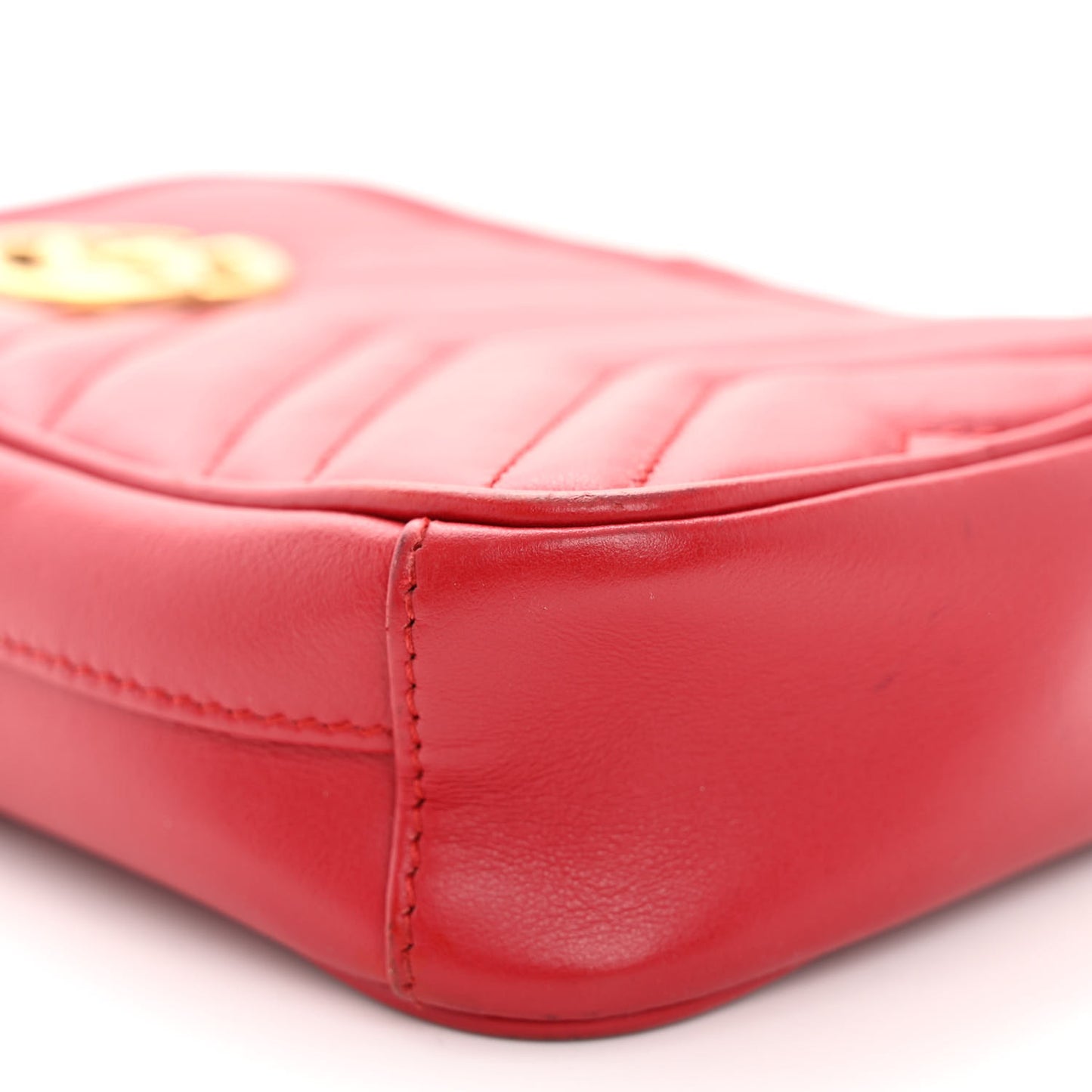 Calfskin Matelasse Mini GG Marmont Crossbody Bag Hibiscus Red
