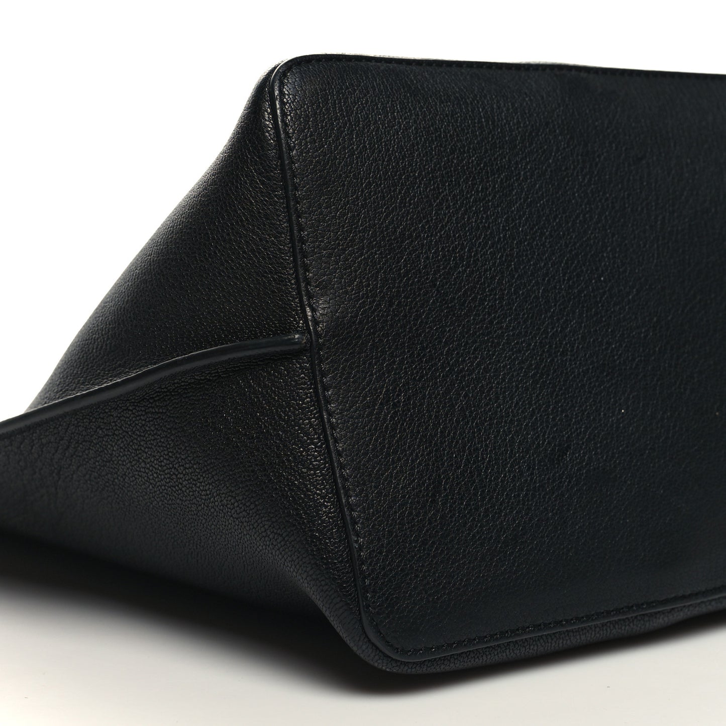 Calfskin Large Vlogo Tote Black