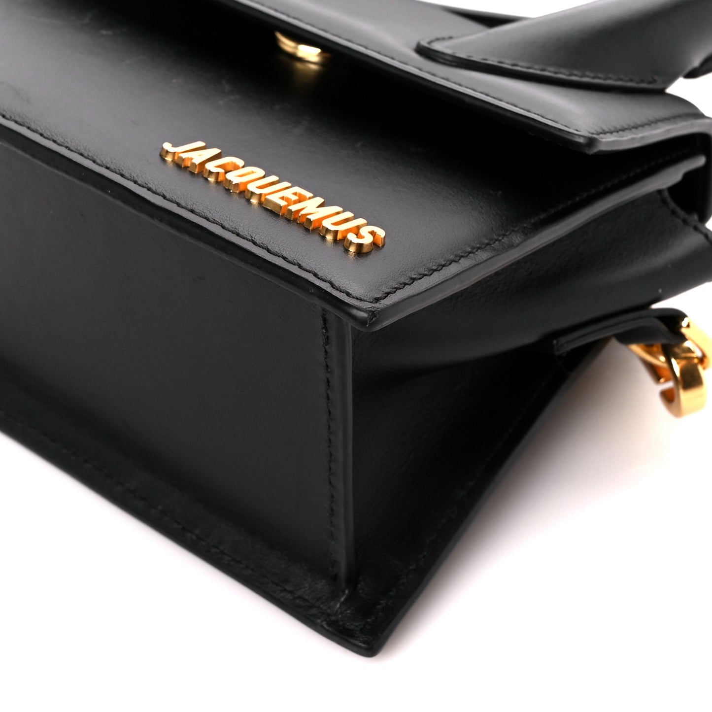 Smooth Calfskin Le Chiquito Moyen Black