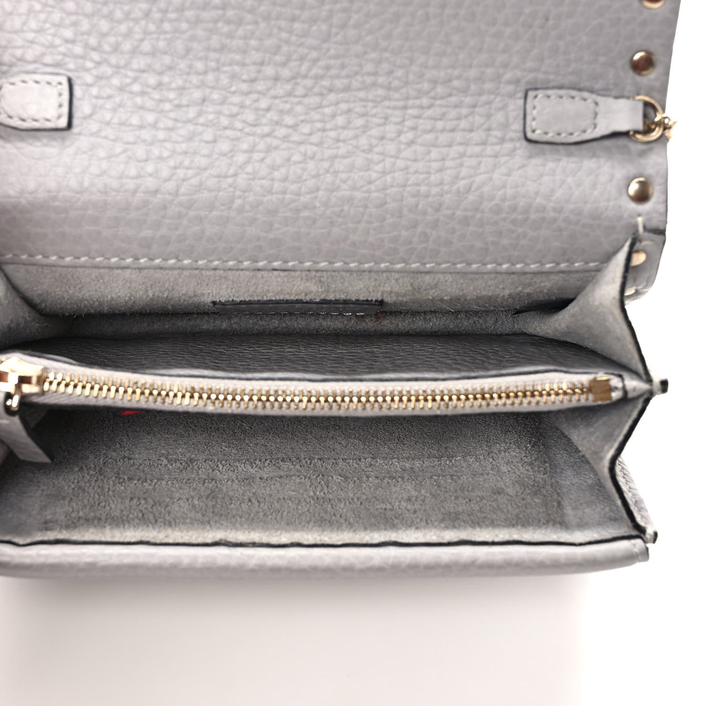 Pebbled Calfskin Rockstud Wallet On Chain Pastel Grey