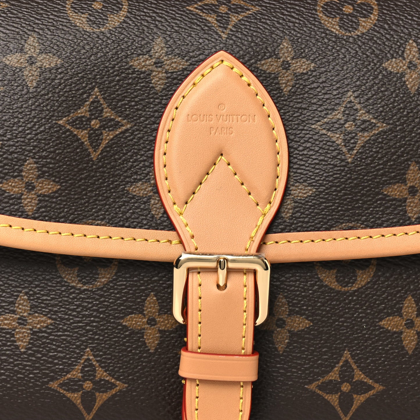 Monogram Diane Fuchsia