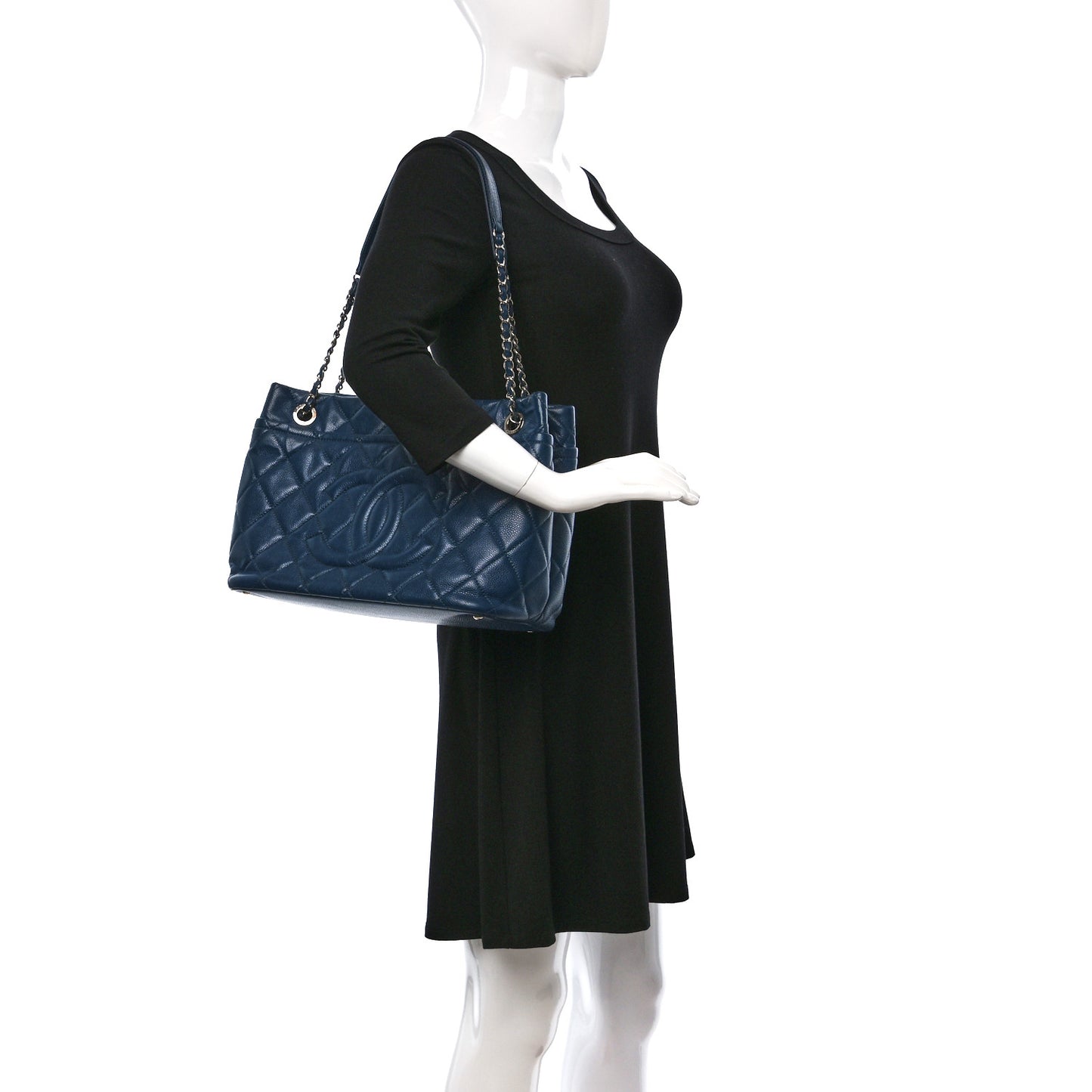 Caviar Quilted CC Timeless Soft Tote Blue