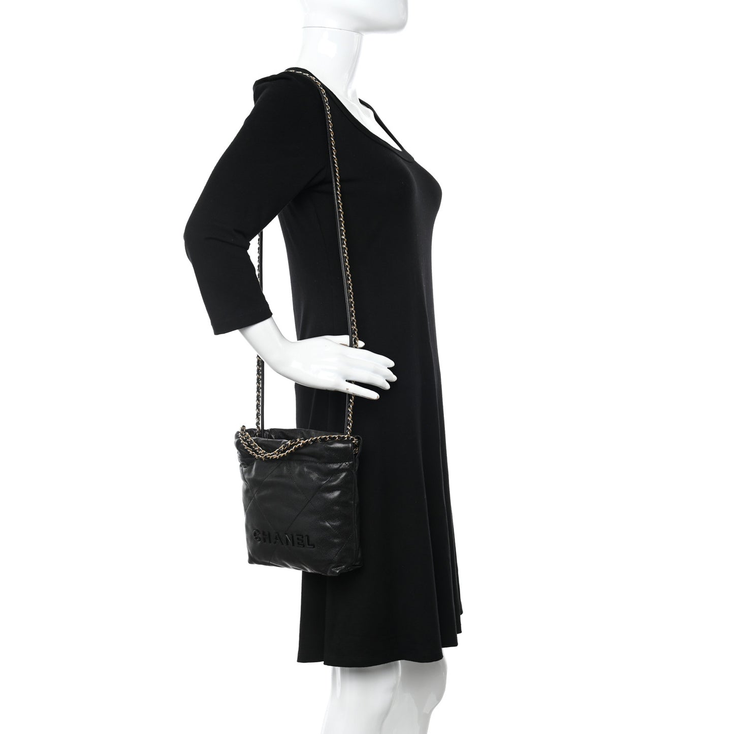 Shiny Caviar Quilted Monochrome Mini Chanel 22 Black