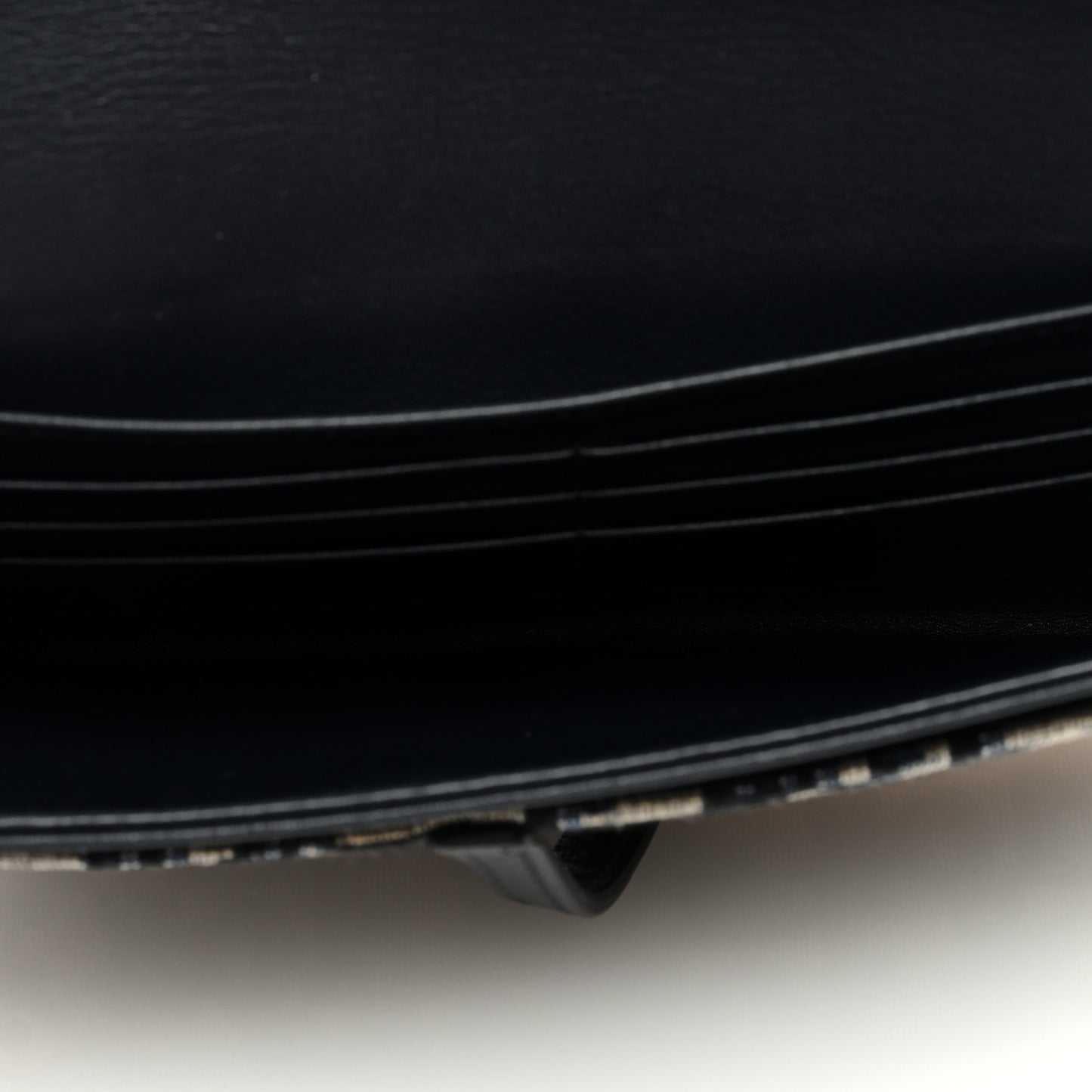 Oblique Saddle Chain Long Wallet Blue
