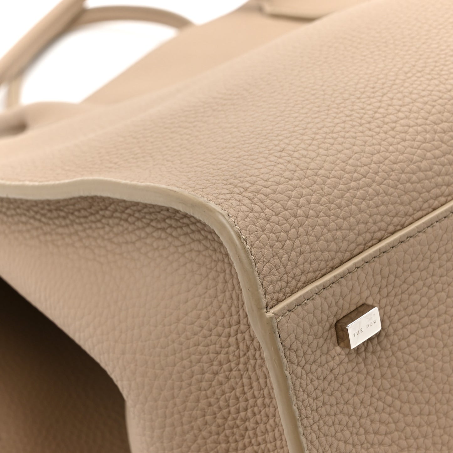 Grained Calfskin Soft Margaux 17 Dark Taupe