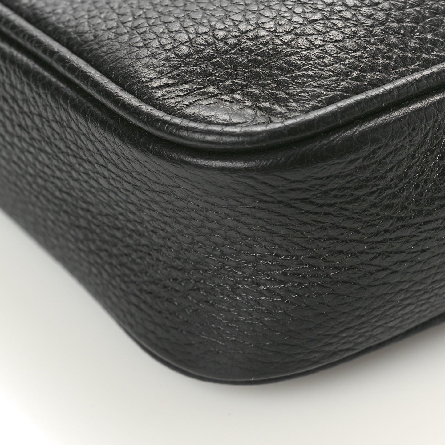 Grained Calfskin Small Medusa Messenger Bag Black
