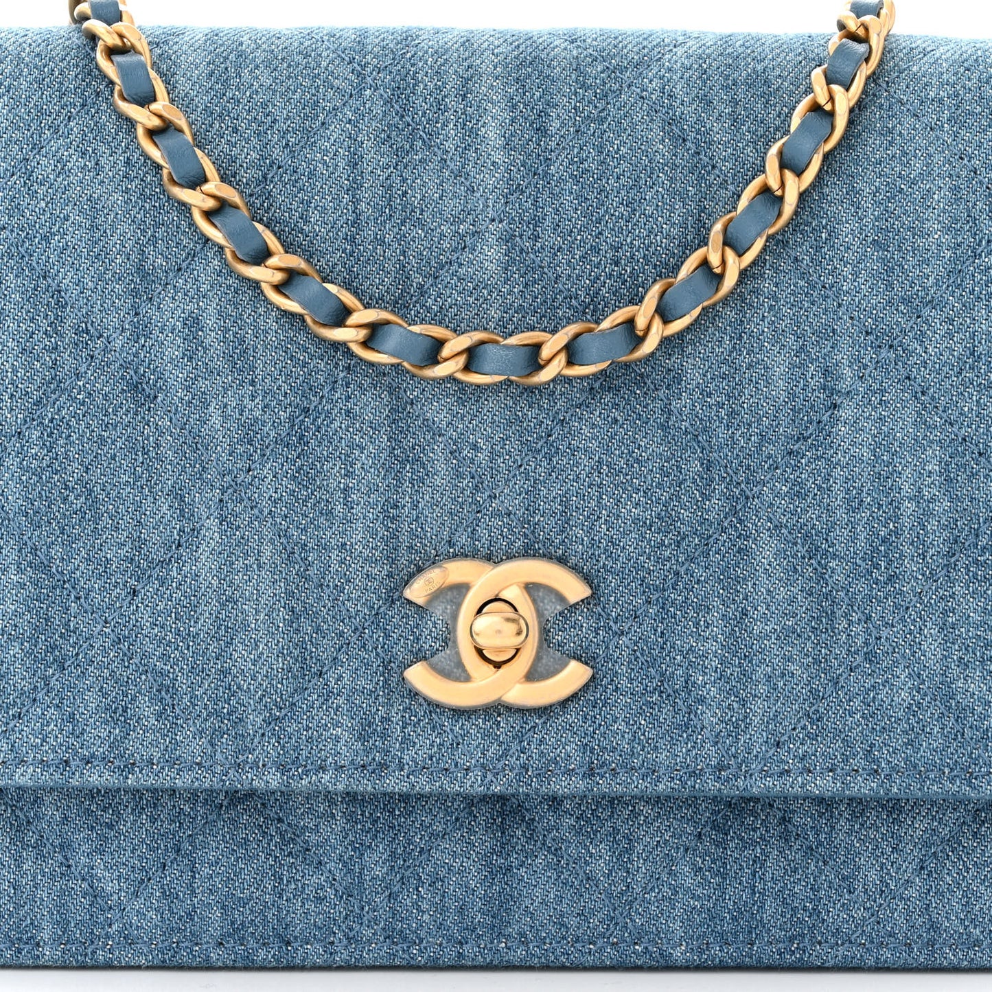 Denim Quilted CC Pearl Crush Wallet on Chain WOC Blue