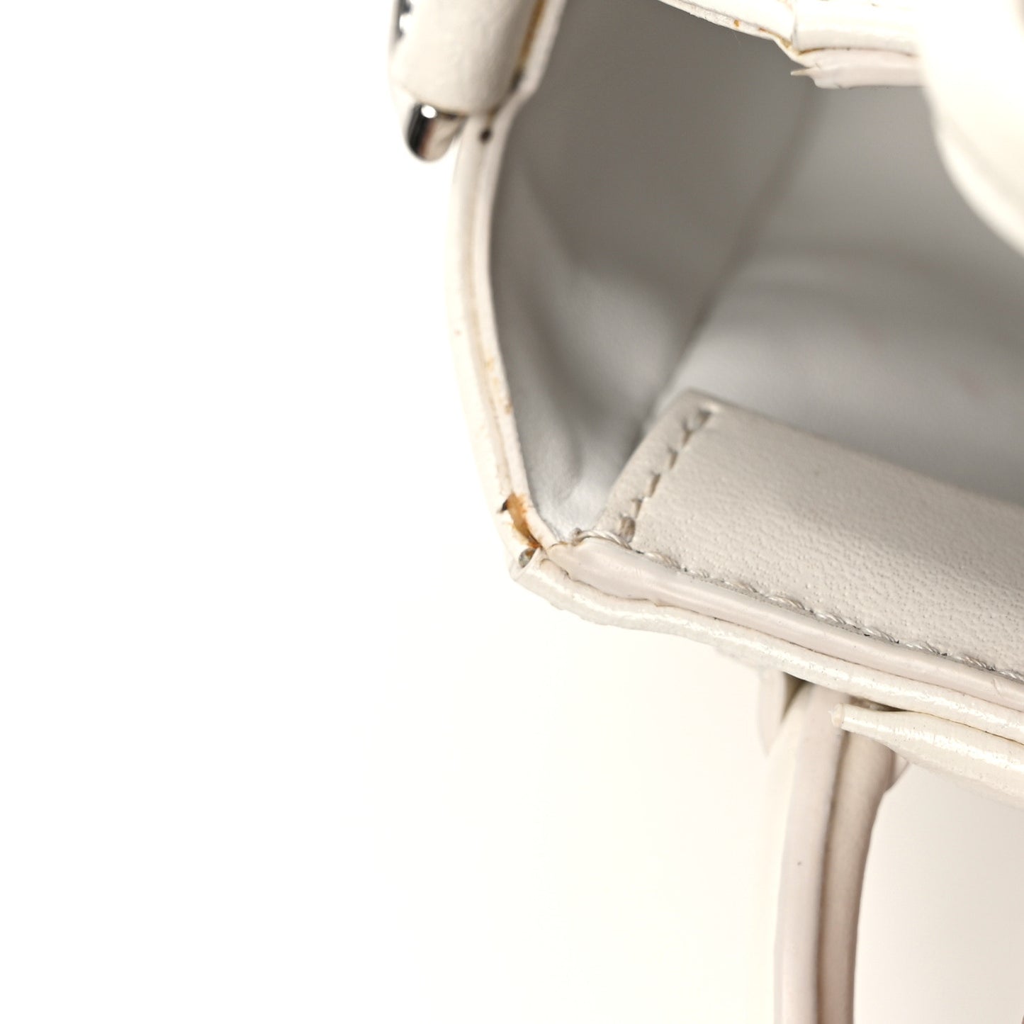 Shiny Lord Calfskin Micro Antigona Ivory