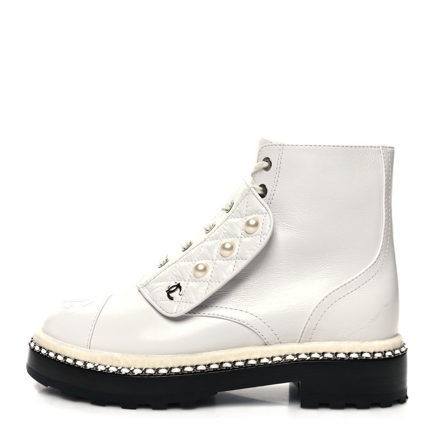 Crackled Calfskin Pearl Chain CC Combat Short Boots 35.5 White