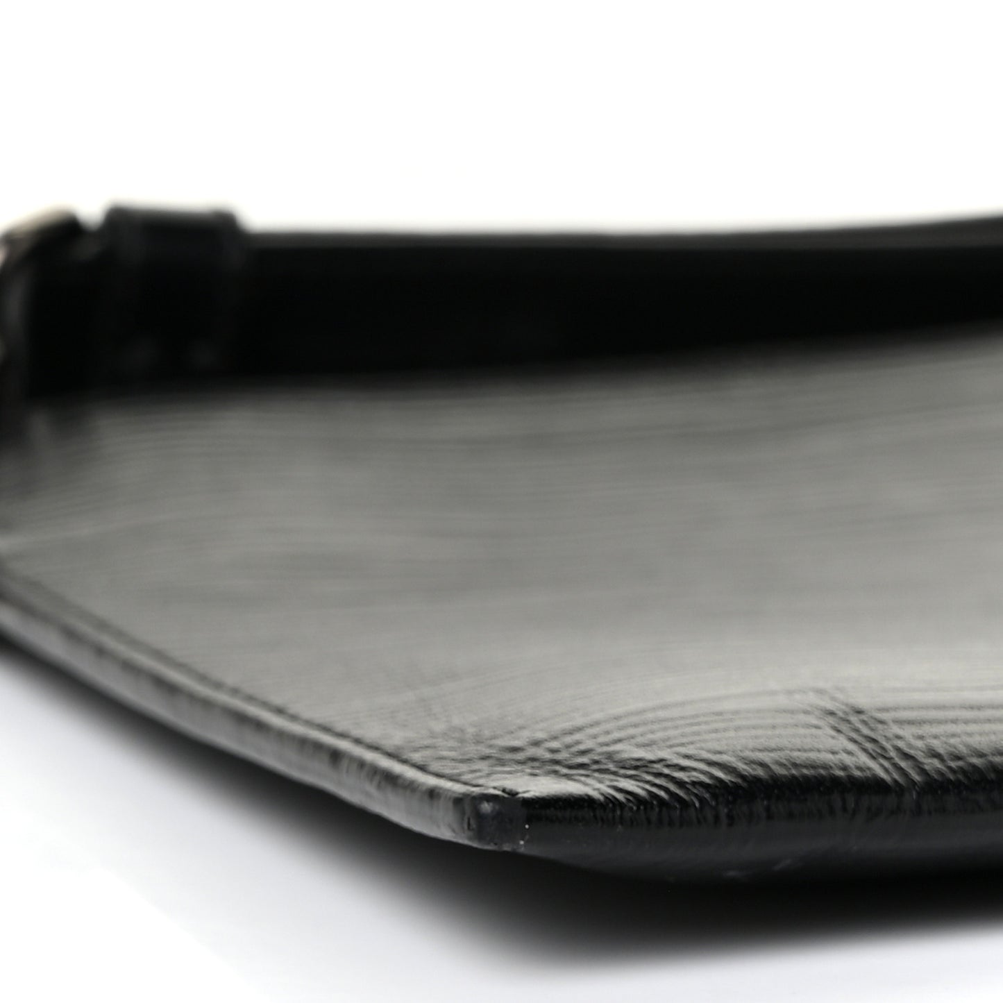 Calfskin Medusa Head Pochette Black