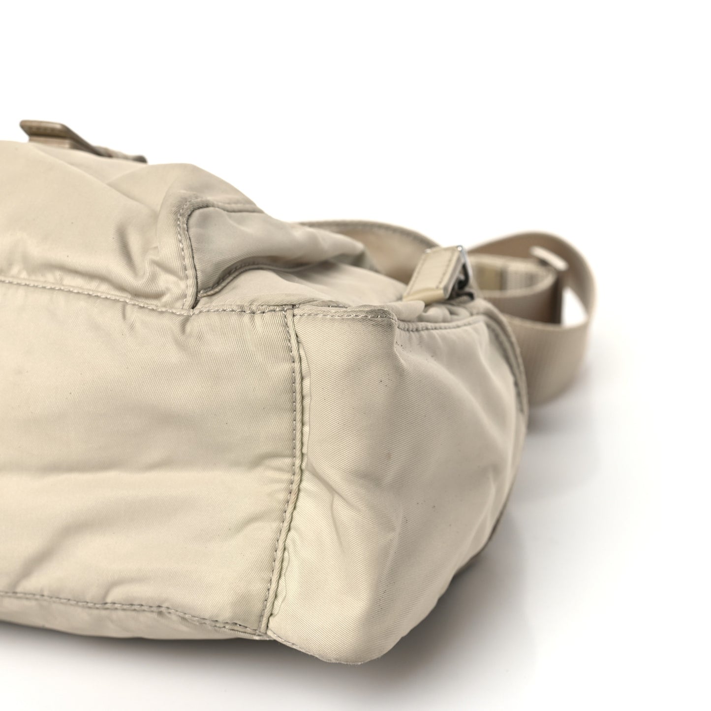 Nylon Vela Single Buckle Messenger Bag Deserto