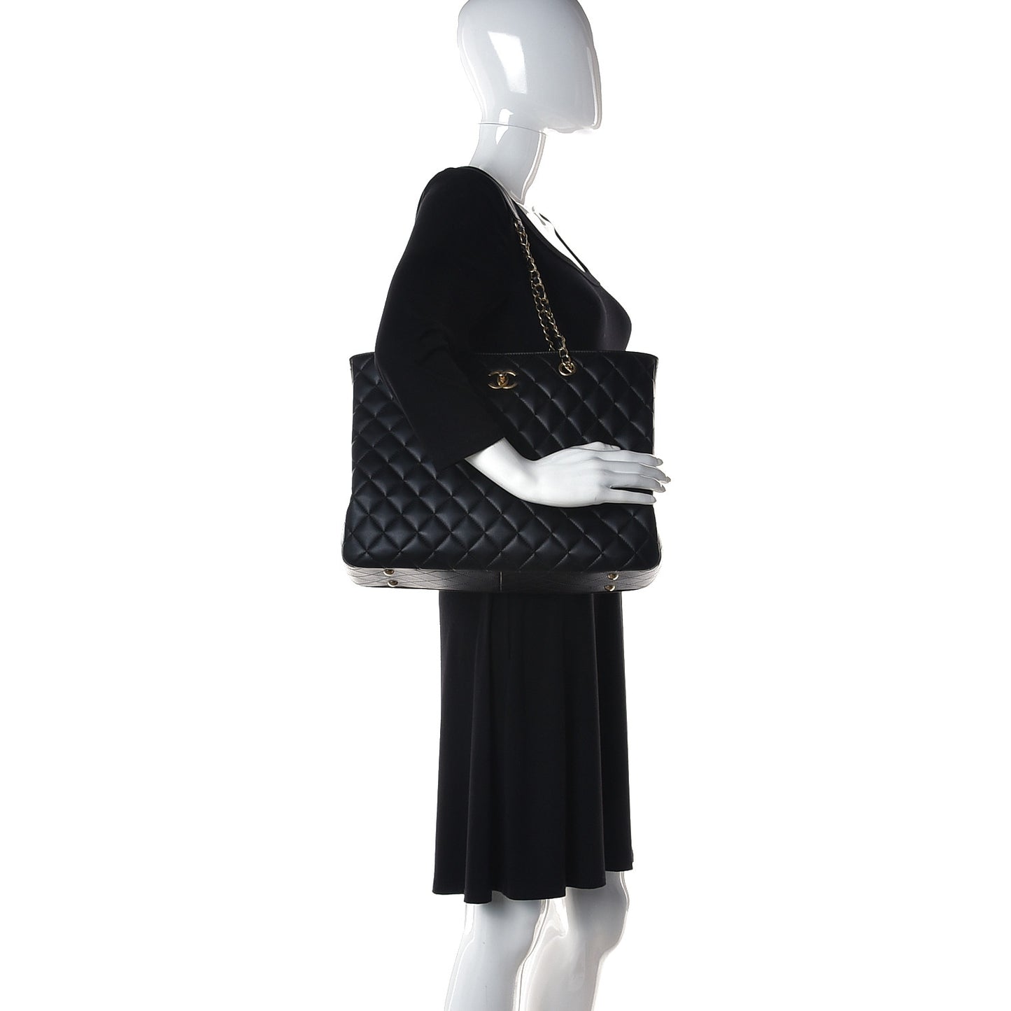 Calfskin Quilted Large Classic Shopping Tote Black