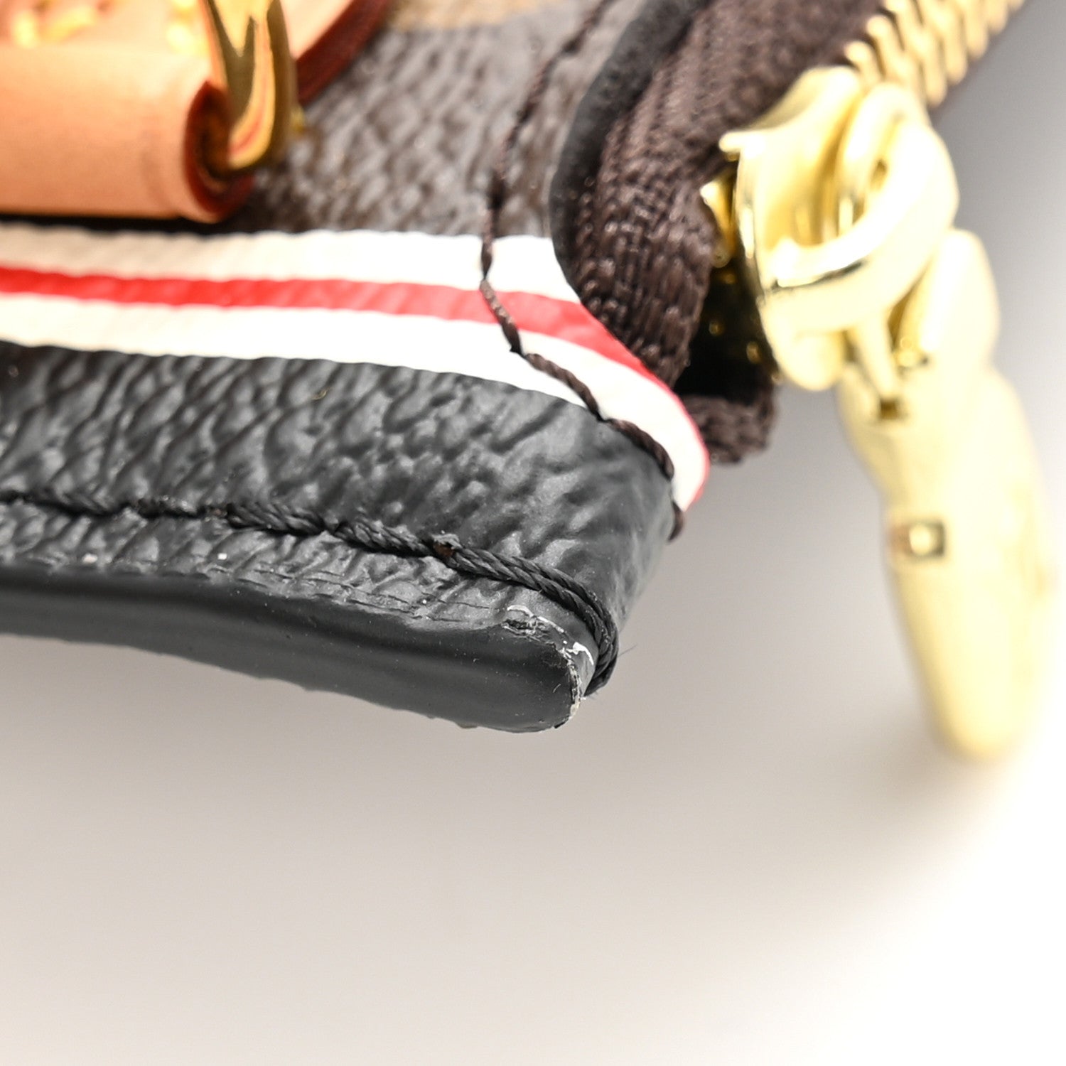 Louis Vuitton Monogram Game On Neverfull MM Pochette 9 of 10