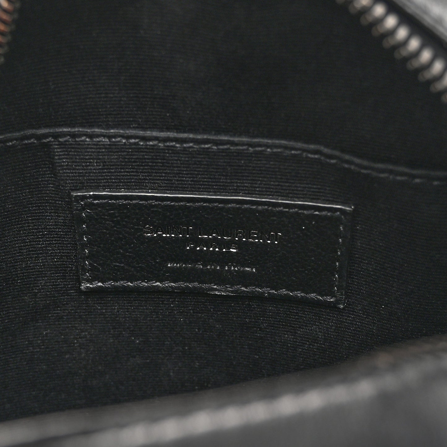 Calfskin Matelasse Chevron Round Vinyle Camera Bag Black