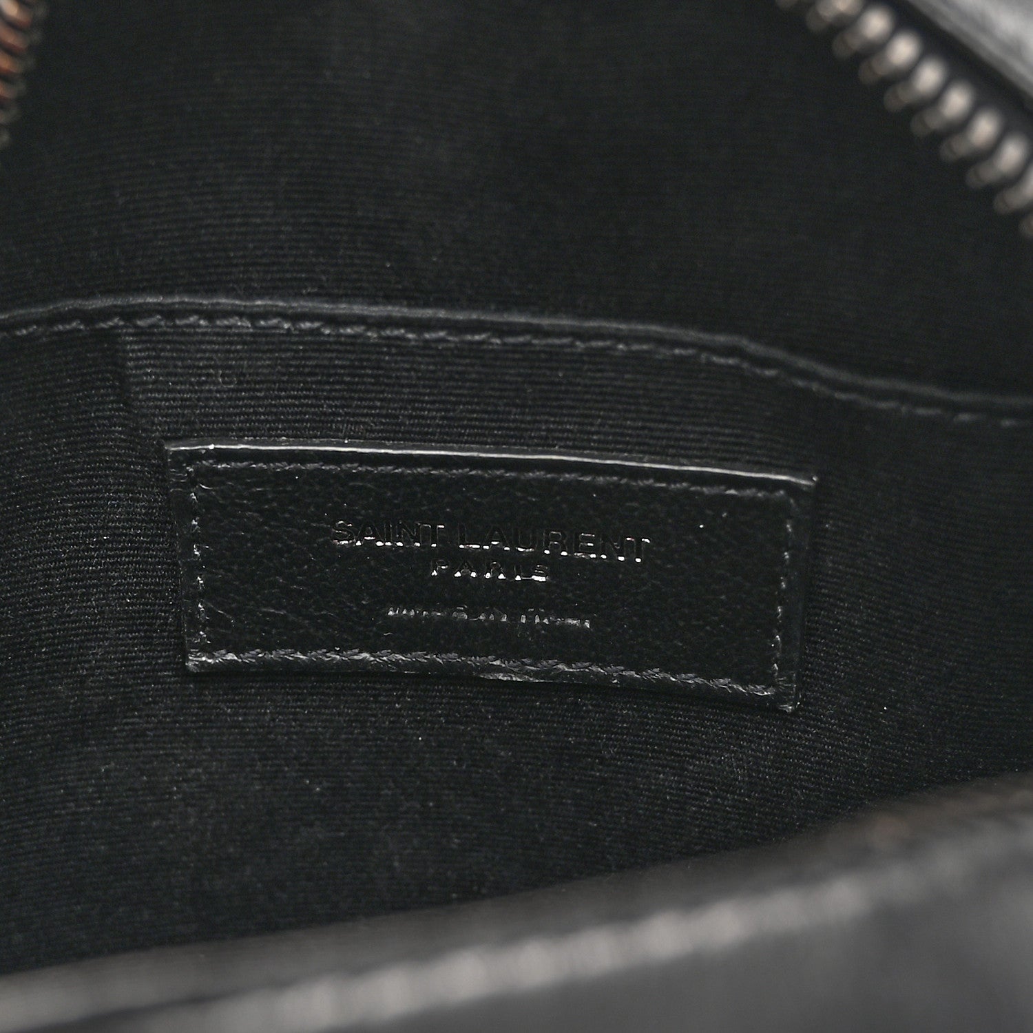 Saint Laurent Calfskin Matelasse Chevron Round Vinyle Camera Bag Black 7 of 10