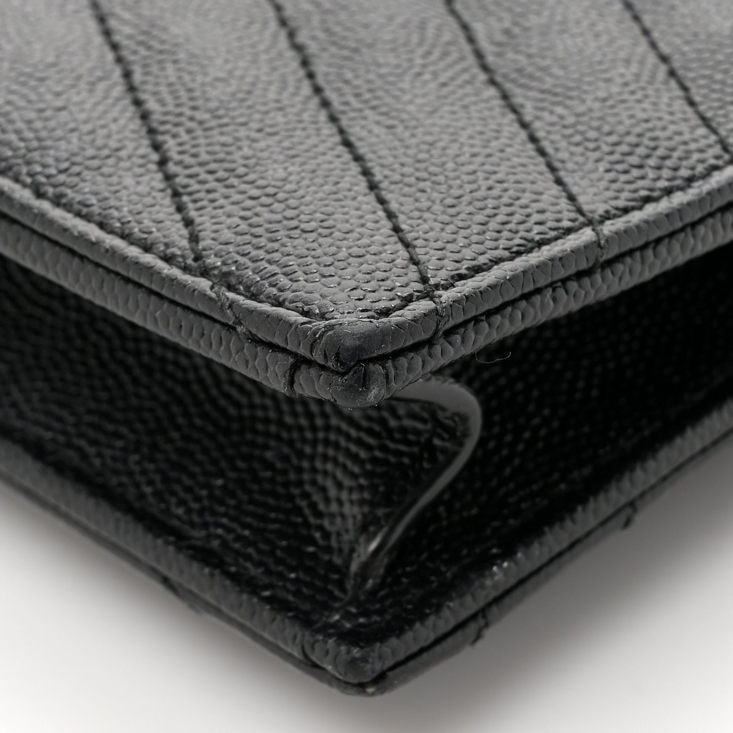 Grain De Poudre Matelasse Chevron Monogram Monochrome Envelope Chain Wallet Black
