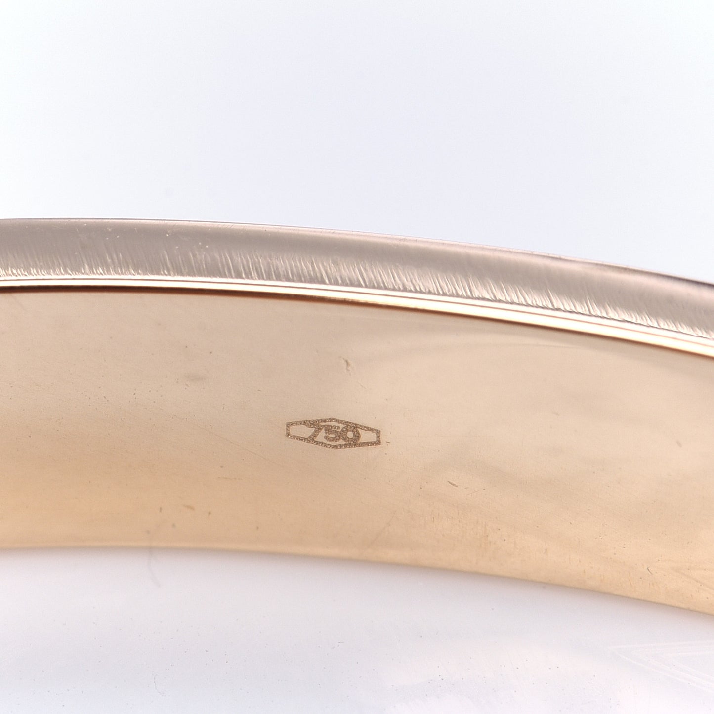 18K Yellow Gold LOVE Bracelet 16