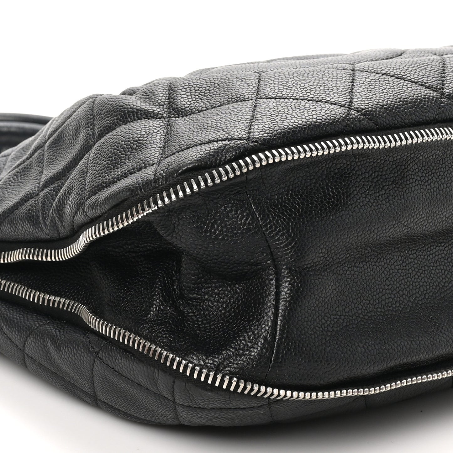 Caviar Quilted CC Zip Around Shoulder Bag Black