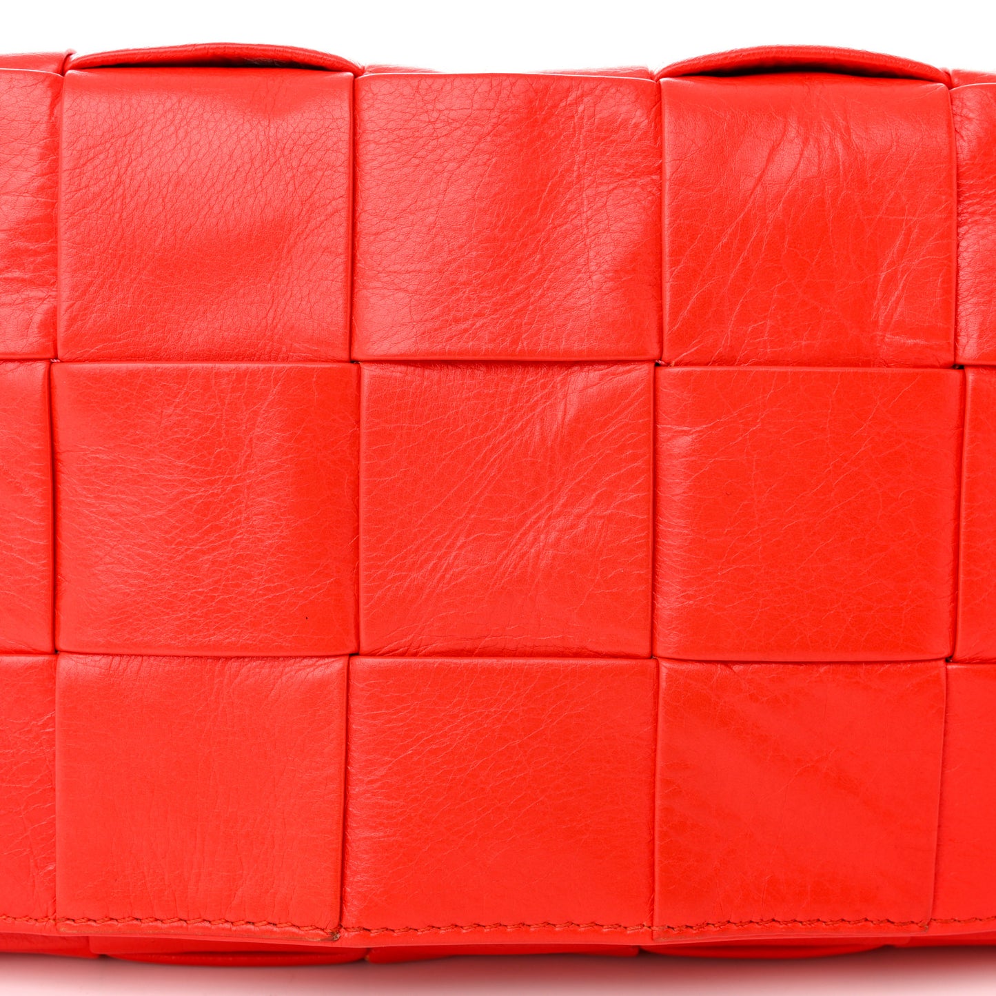 Paper Calfskin Intrecciato Stretch Cassette Bright Red
