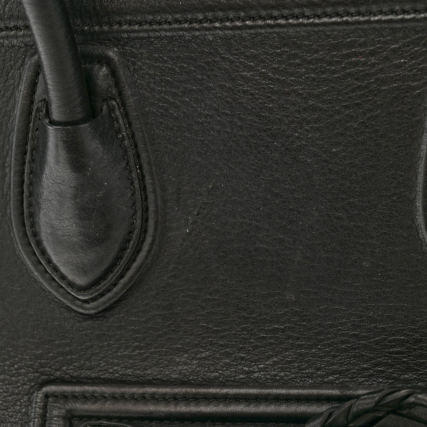 Supple Calfskin Medium Phantom Luggage Black