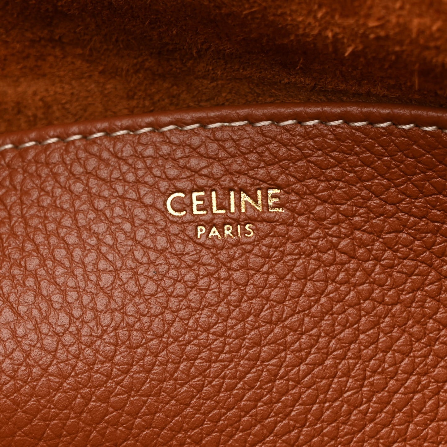 Grained Calfskin Triomphe Medium Cabas Anais Tan