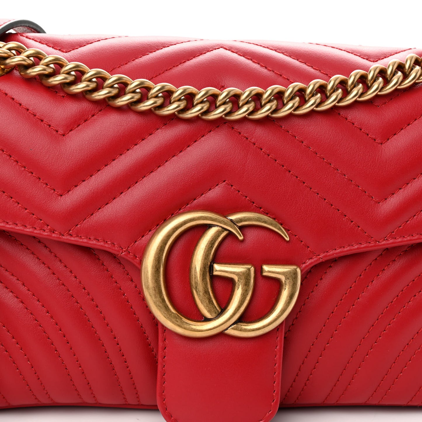 Calfskin Matelasse Small GG Marmont Shoulder Bag Hibiscus Red