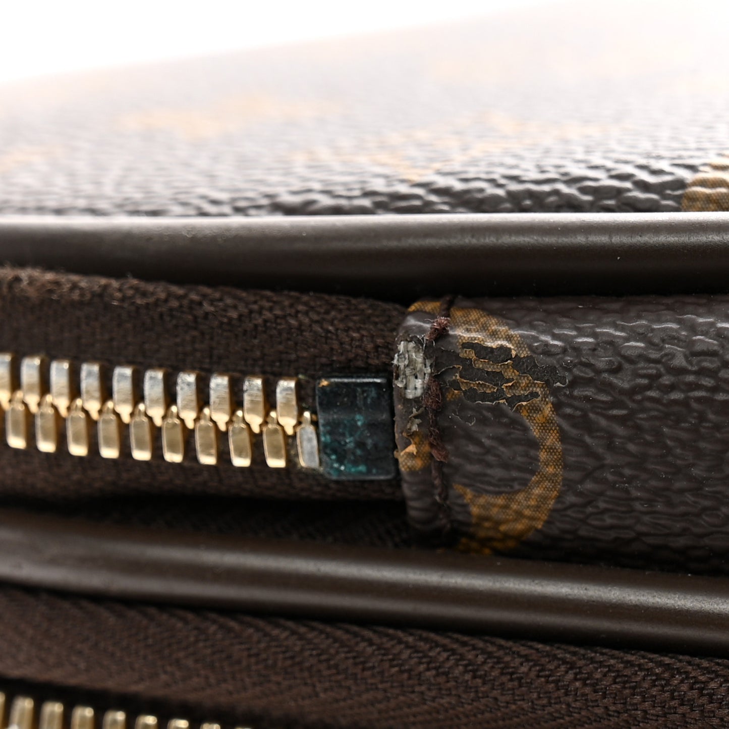 Monogram Pegase Legere Business