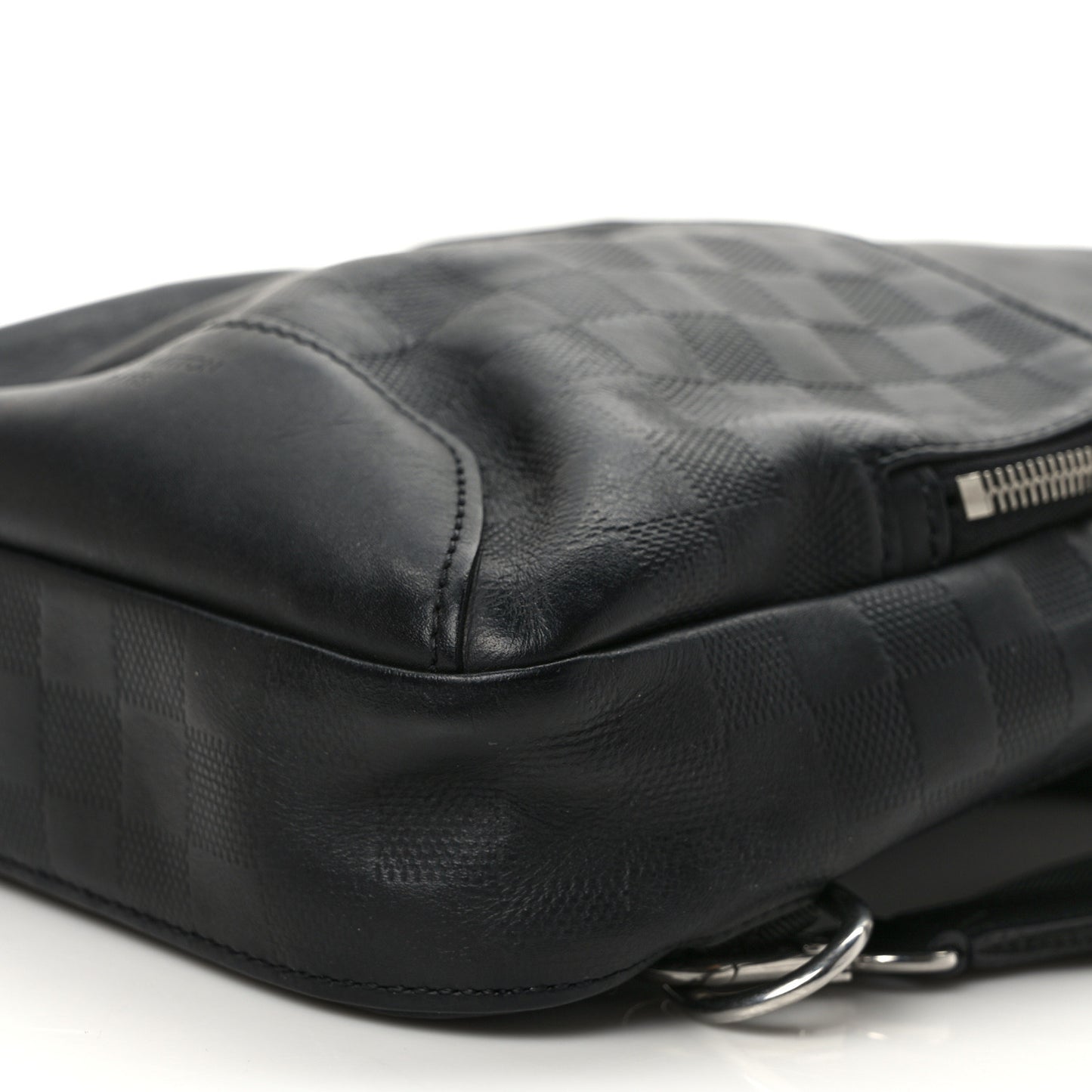 Damier Infini Avenue Sling Bag Onyx