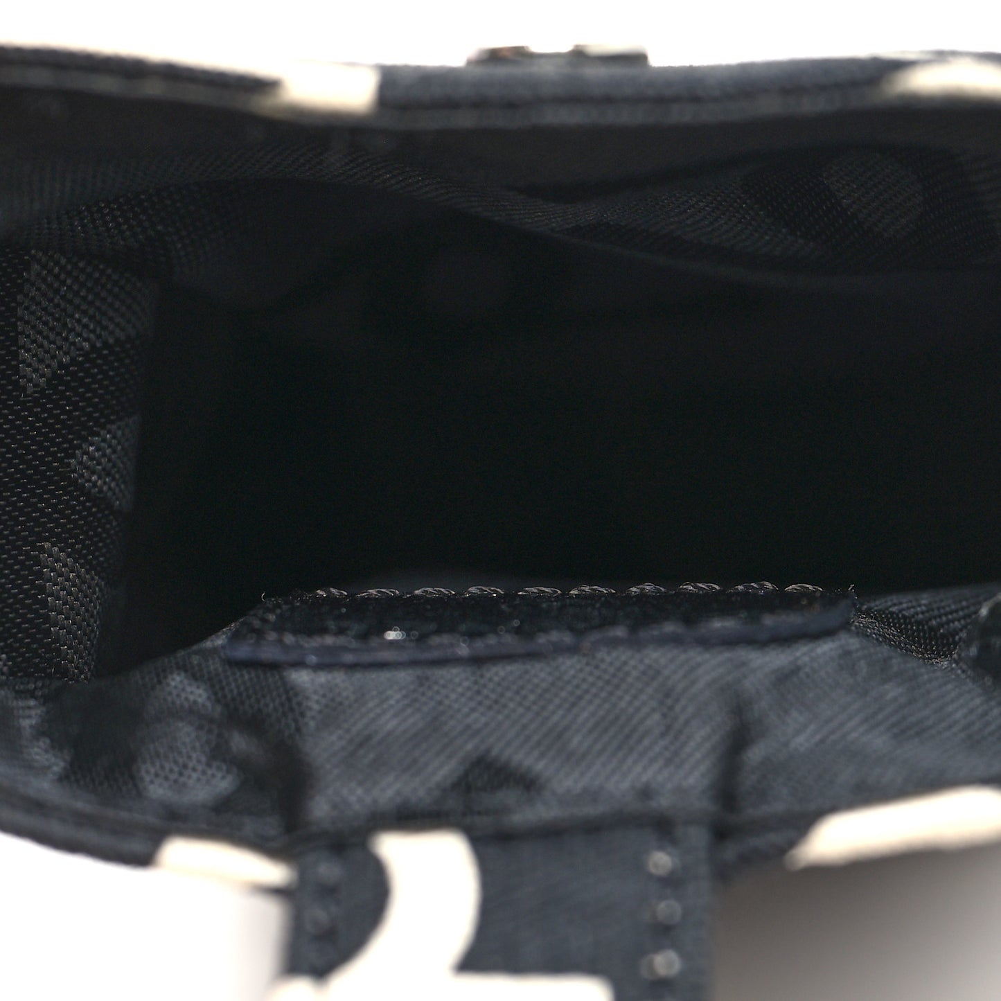Canvas 31 Rue Cambon Phone Holder Black