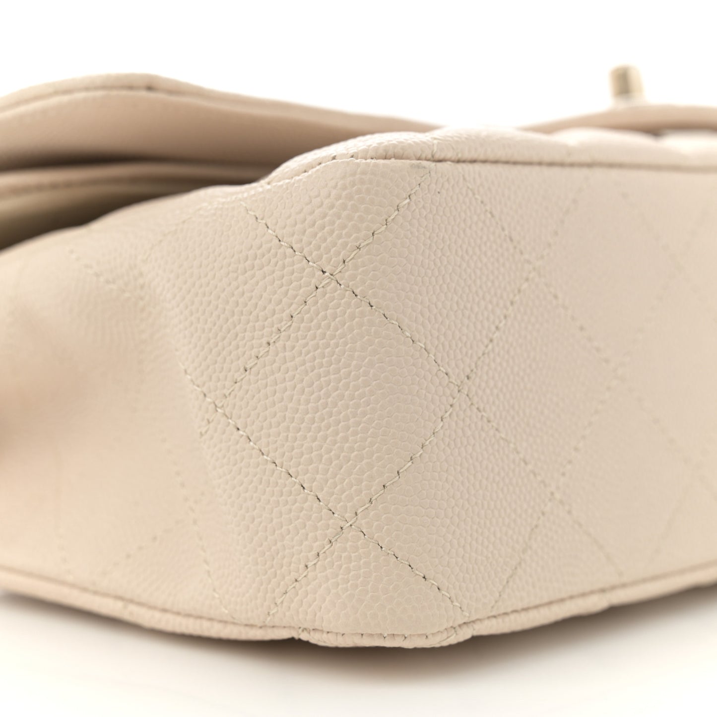 Caviar Quilted Medium Double Flap Ivory