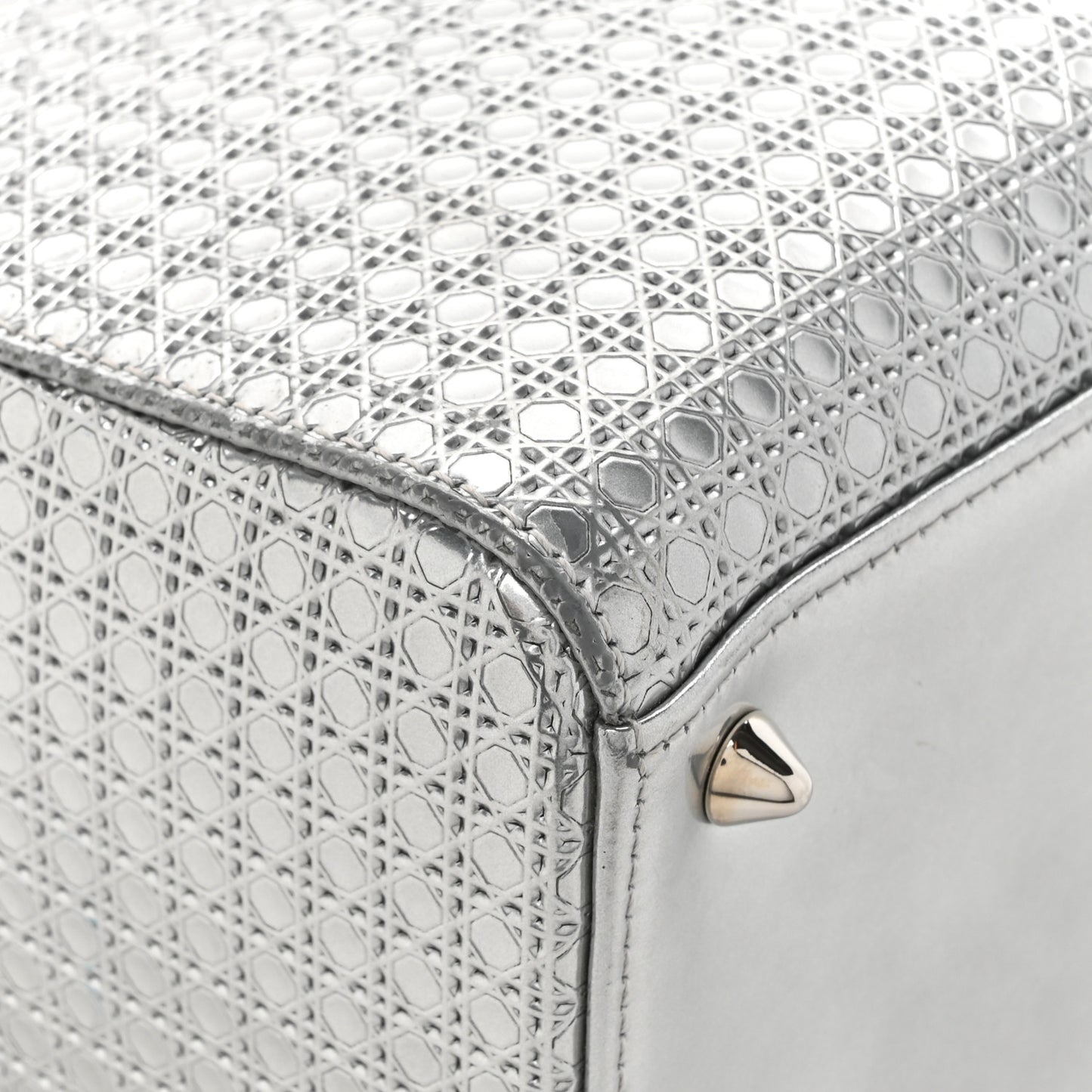 Metallic Patent Micro-Cannage Medium Lady Dior Silver