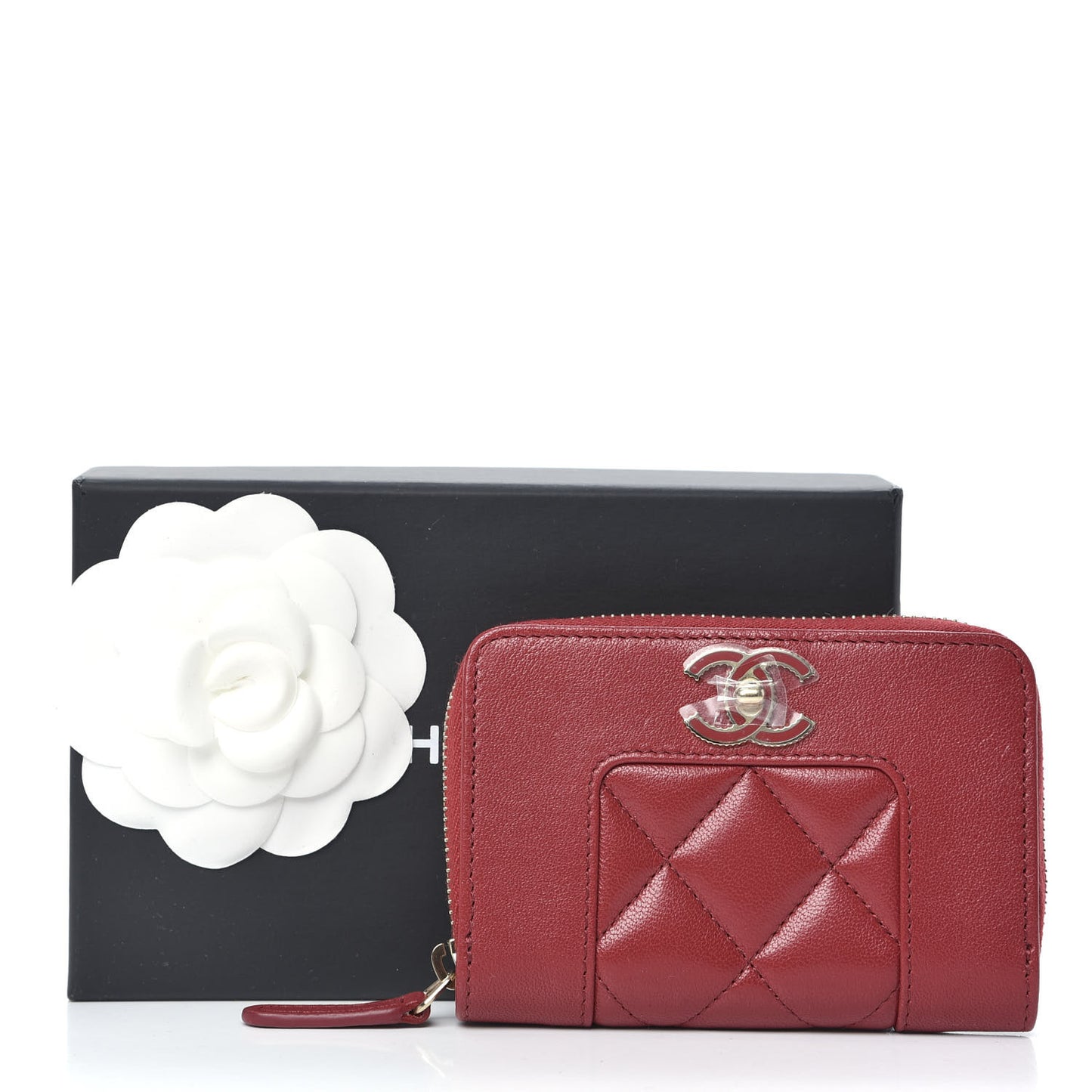 Sheepskin Quilted Mademoiselle Vintage Zip Coin Purse Red