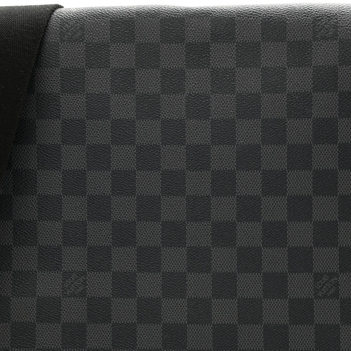 Damier Graphite District MM