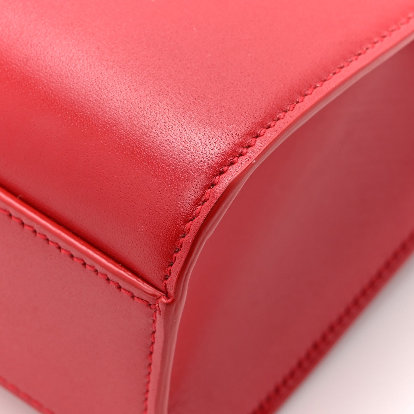 Smooth Calfskin Manhattan Shoulder Bag Rouge Eros