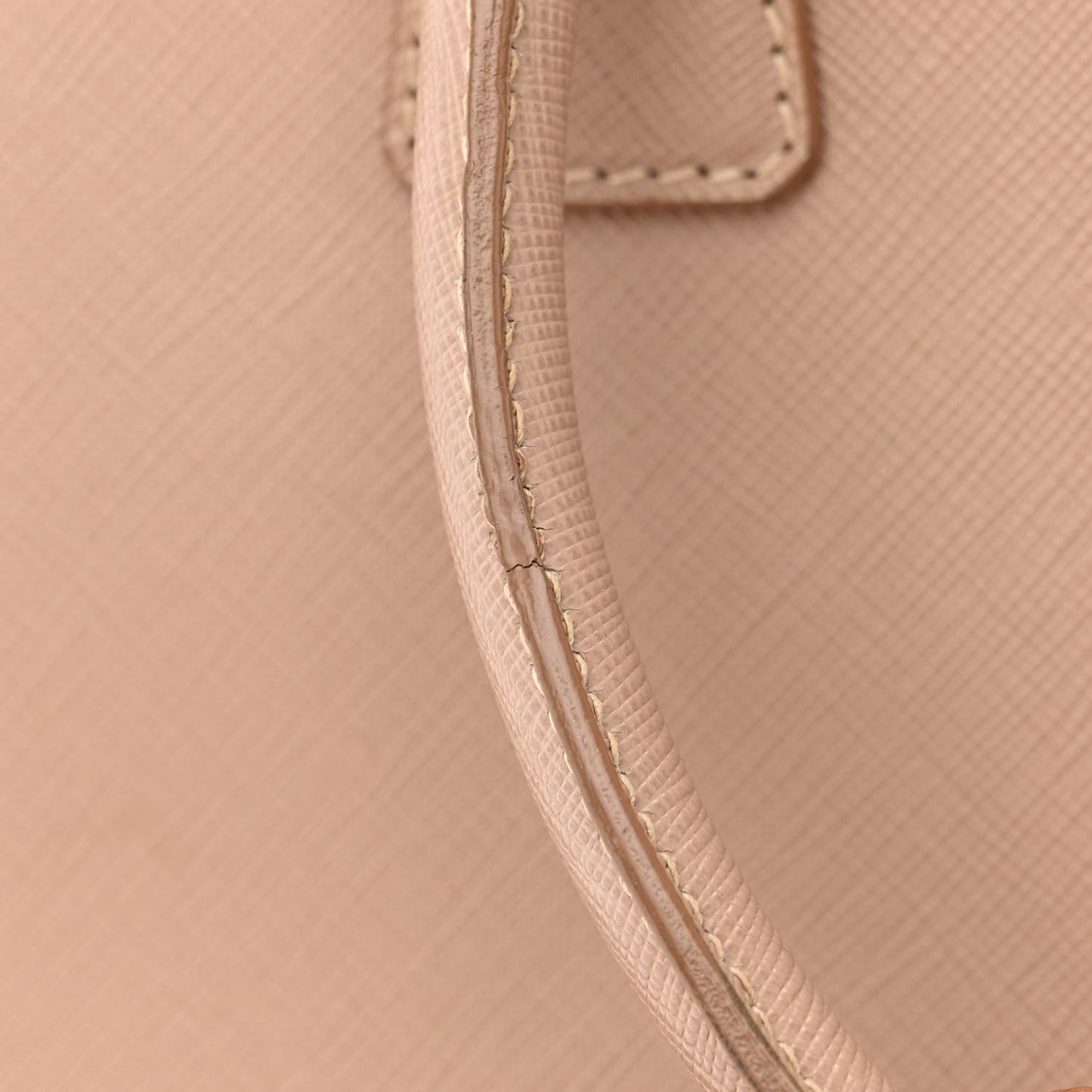 Saffiano Lux Medium Open Promenade Tote Cammeo
