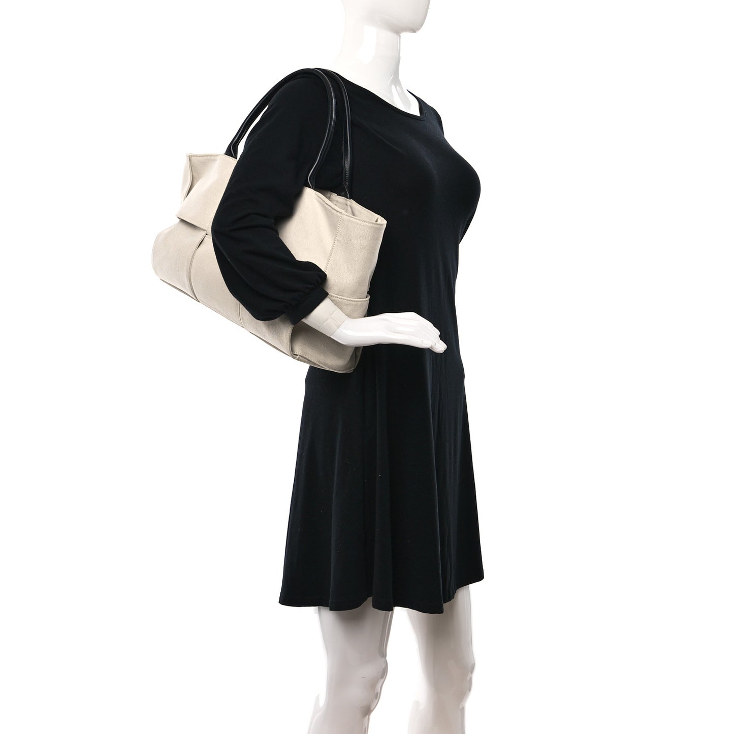 Canvas Maxi Intrecciato Medium Arco Tote Beige Black