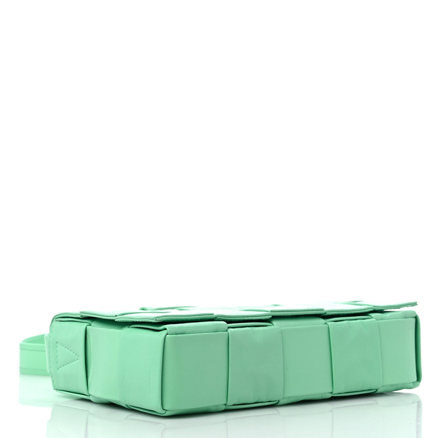 Calfskin Maxi Intreccio Cassette Crossbody Bag Fountain